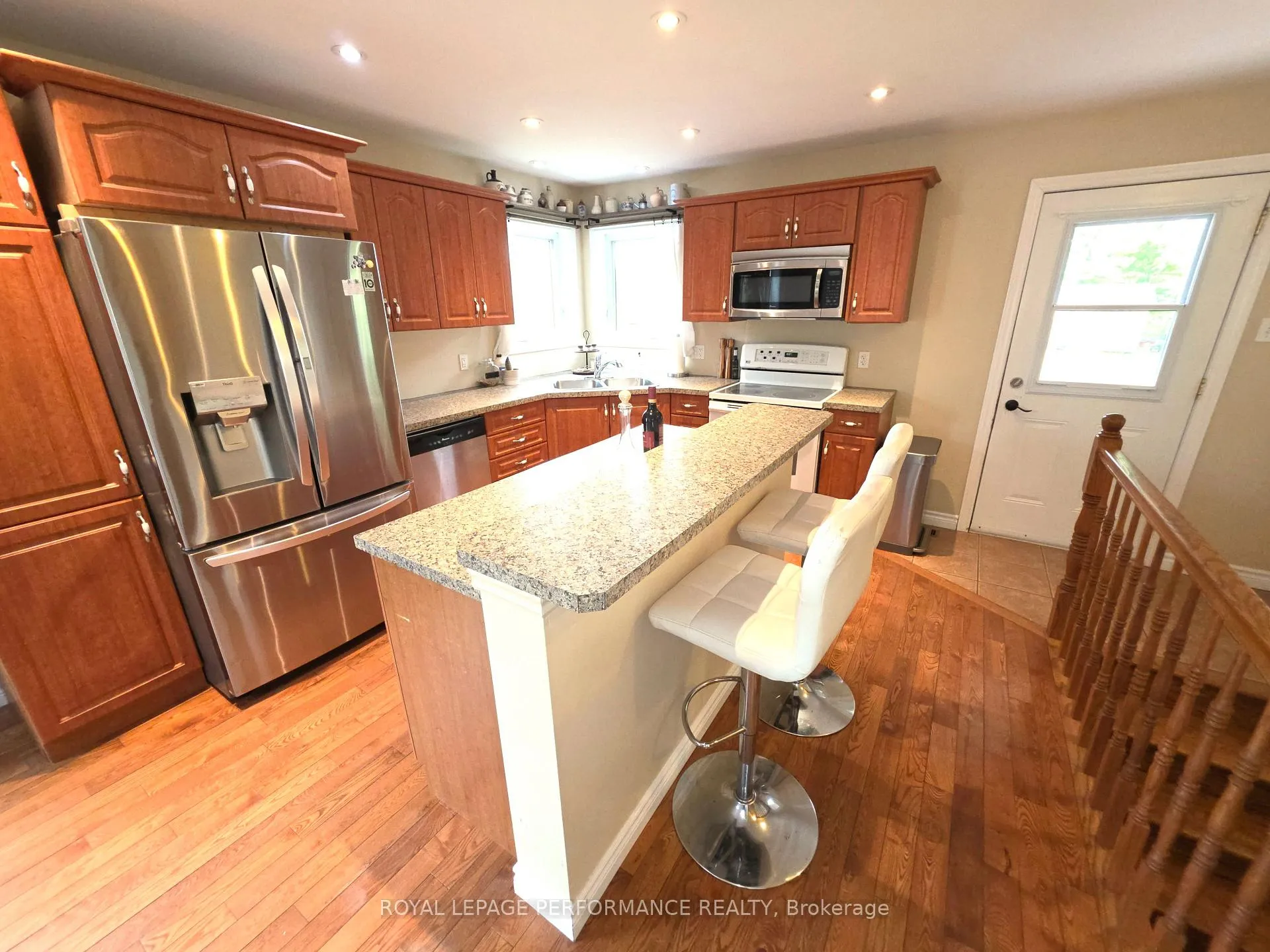 Photo 9 of 2931 McNairn Drive, Cornwall — HOMEH