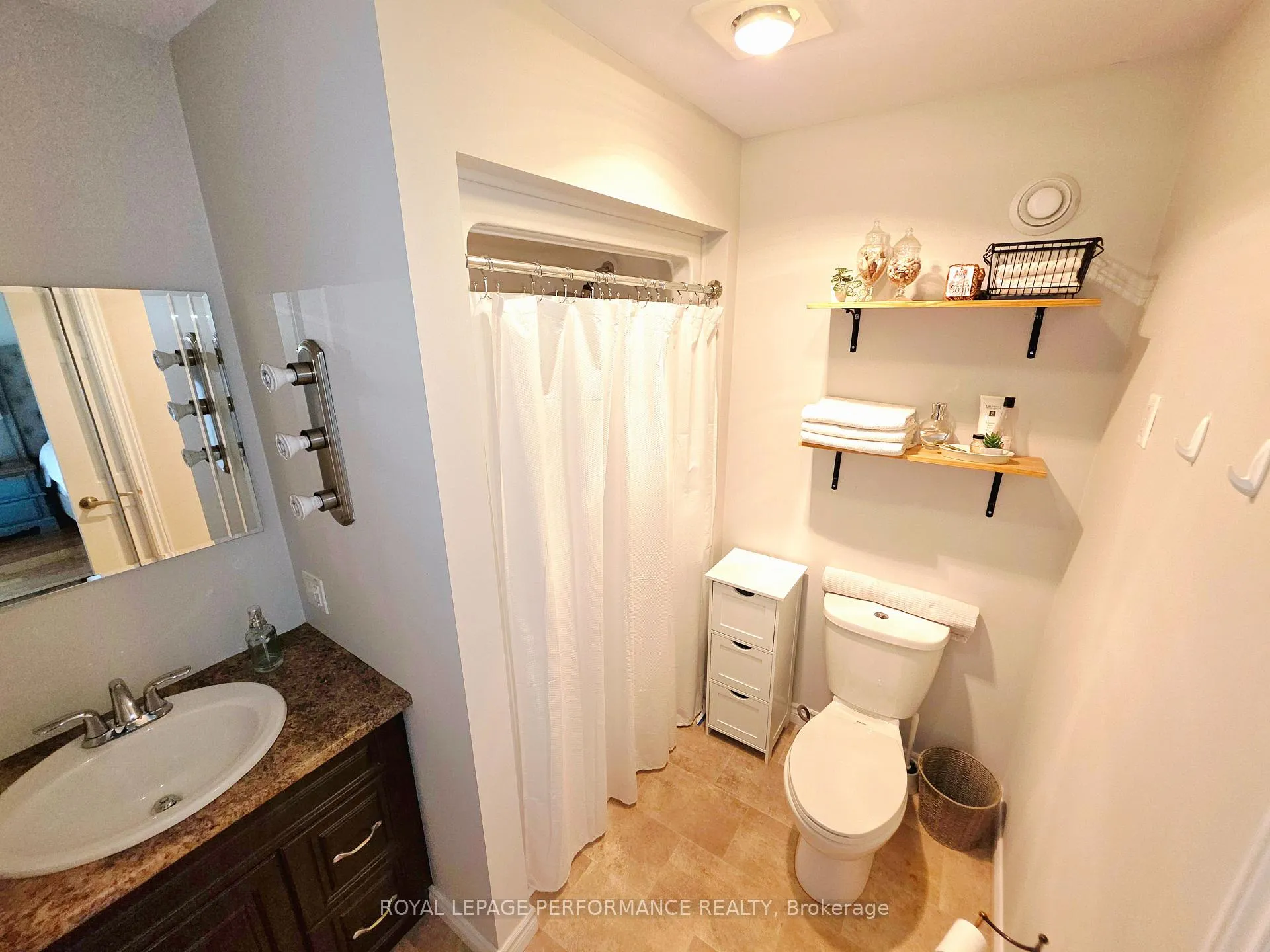Photo 20 of 2931 McNairn Drive, Cornwall — HOMEH
