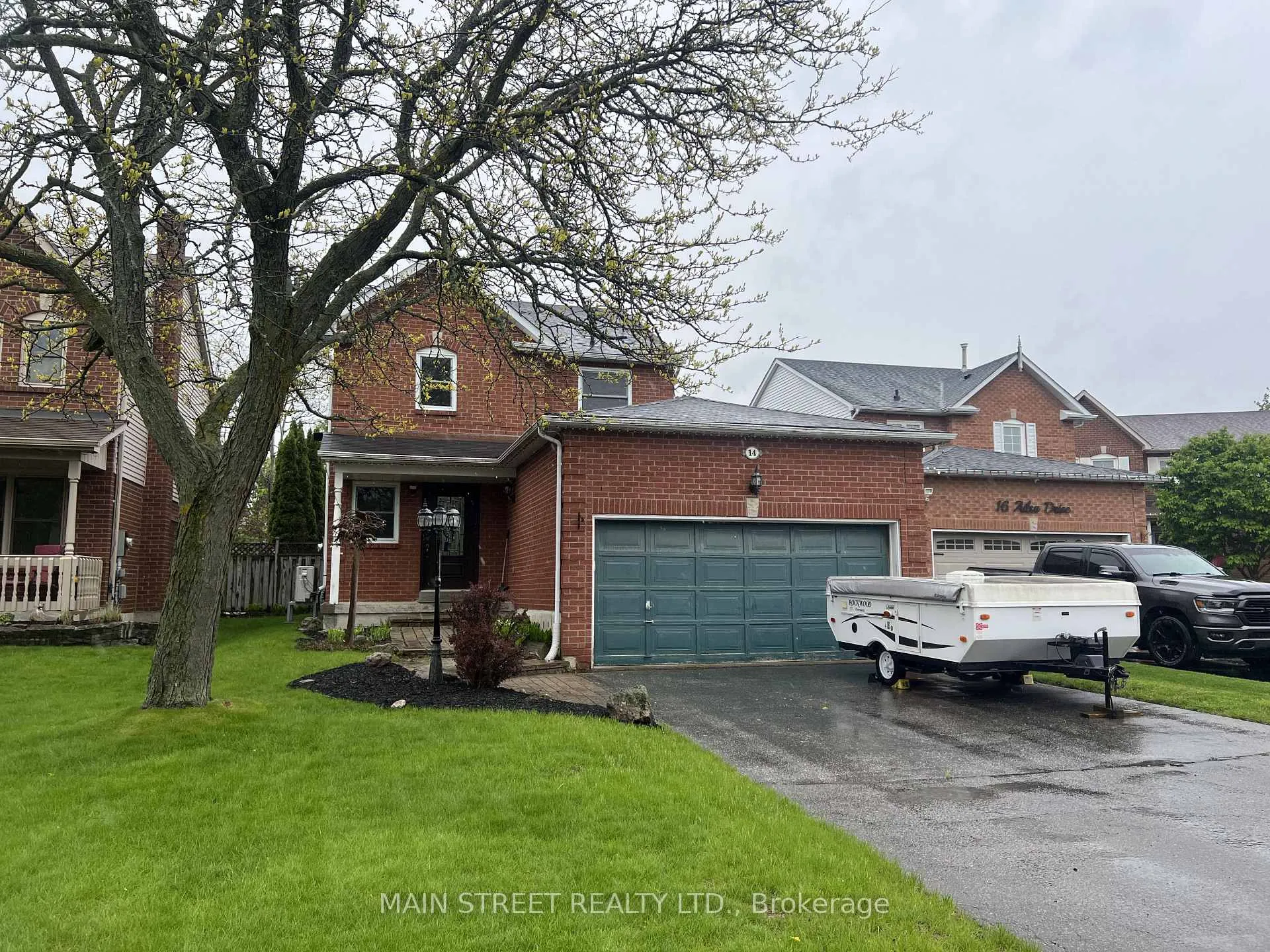 Photo 1 of 14 Ailsa Drive, Georgina, Keswick North — HOMEH