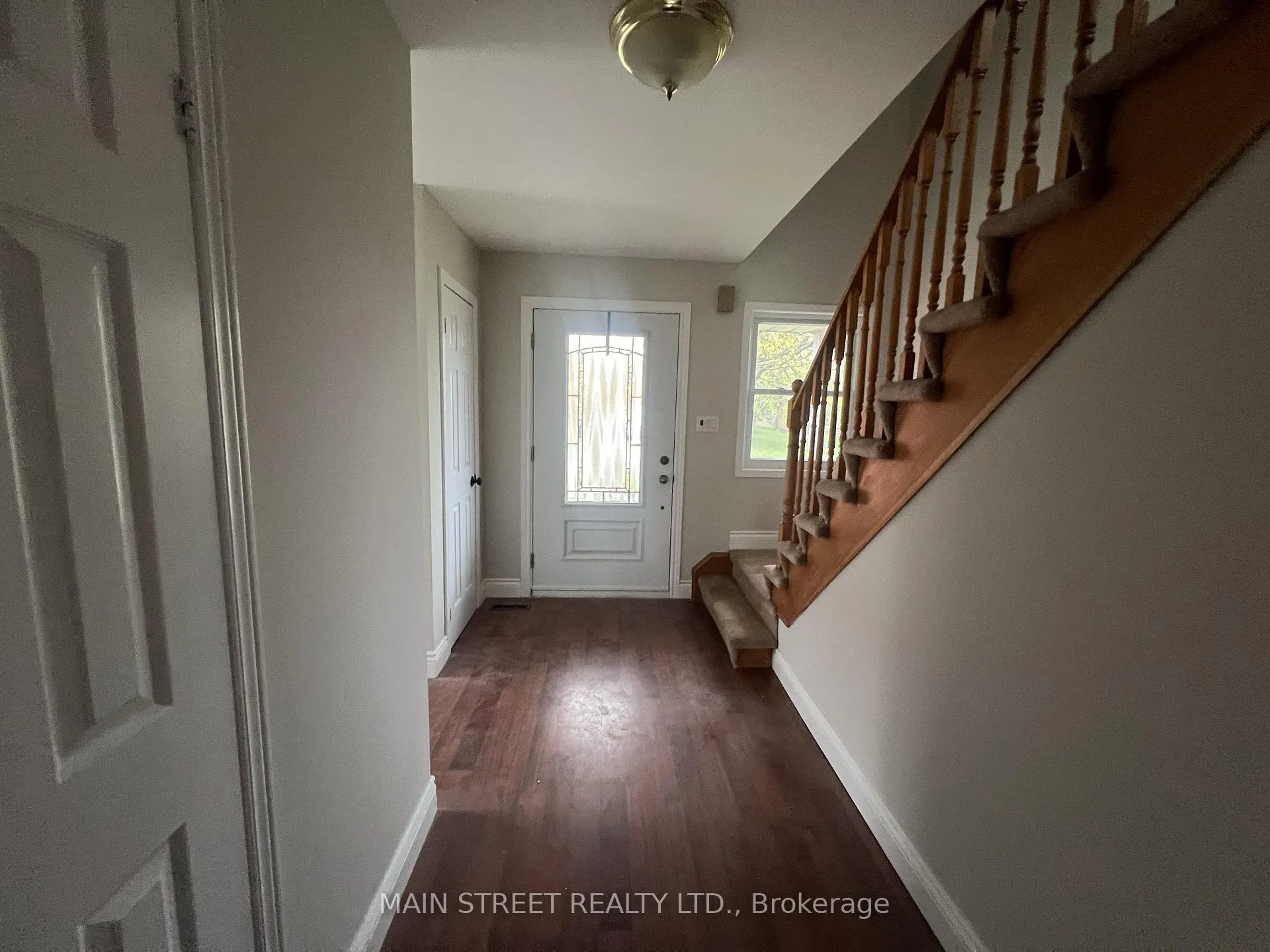 Photo 4 of 14 Ailsa Drive, Georgina, Keswick North — HOMEH