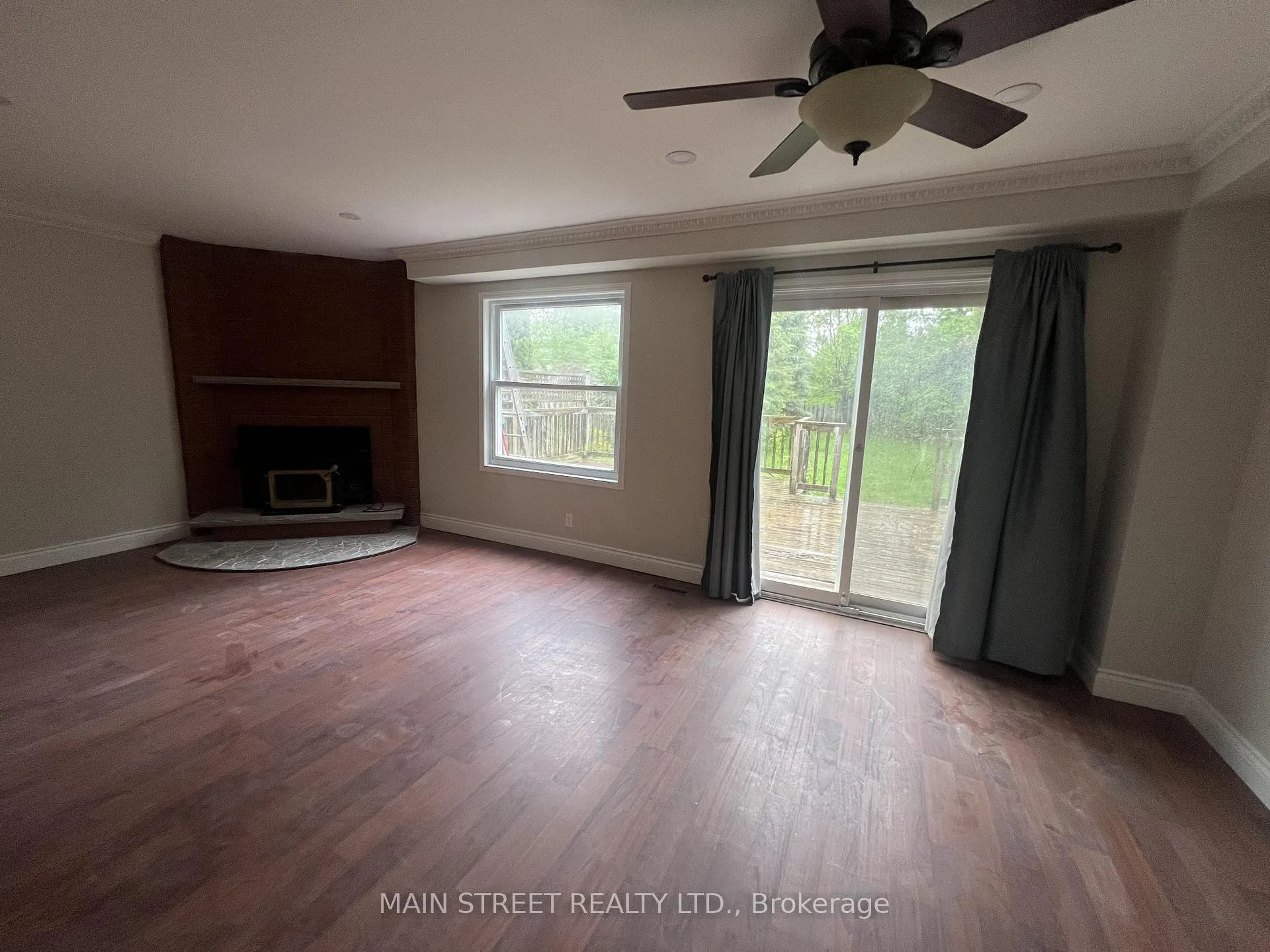 Photo 8 of 14 Ailsa Drive, Georgina, Keswick North — HOMEH
