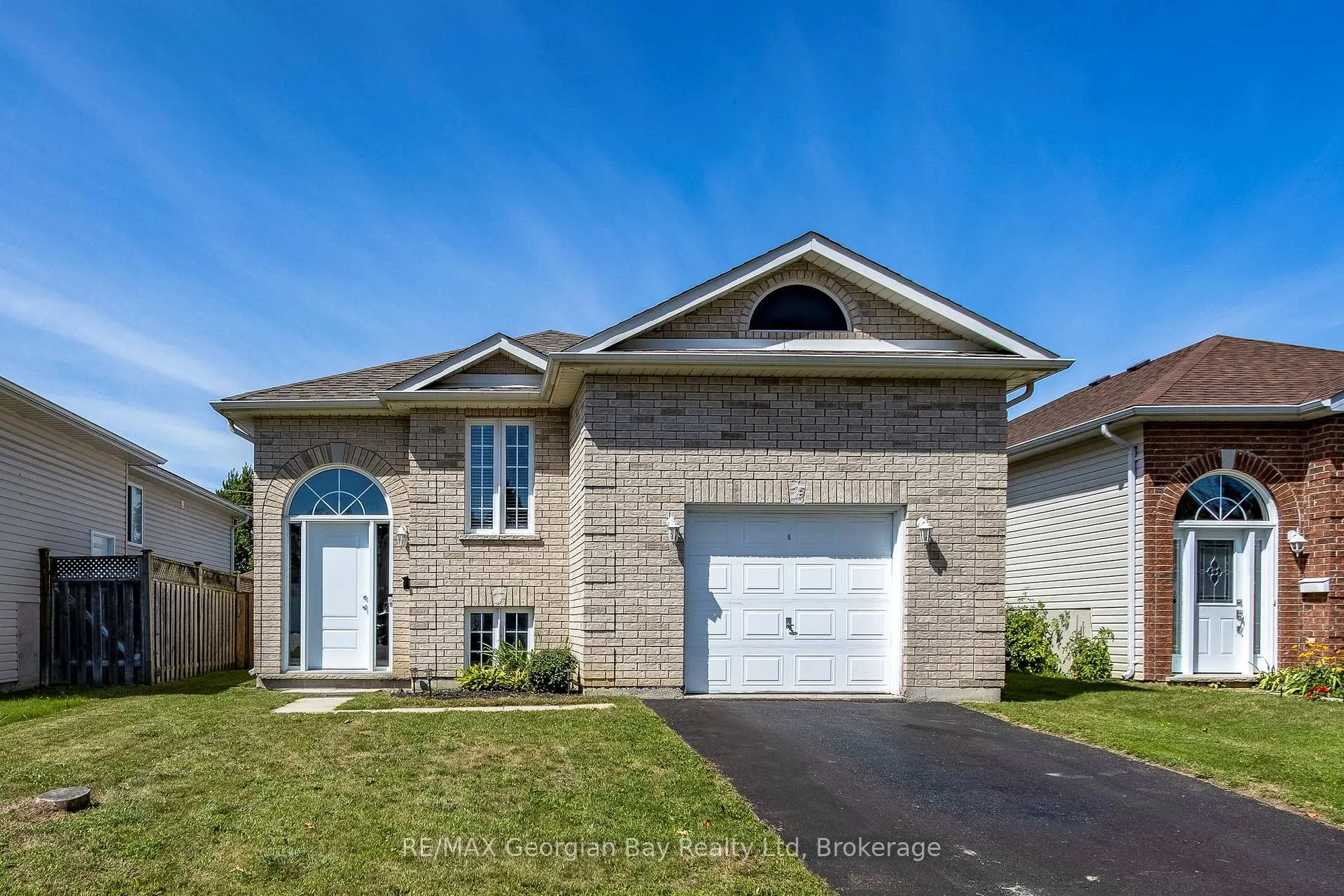 Photo 1 of 399 Irwin Street, Midland — HOMEH