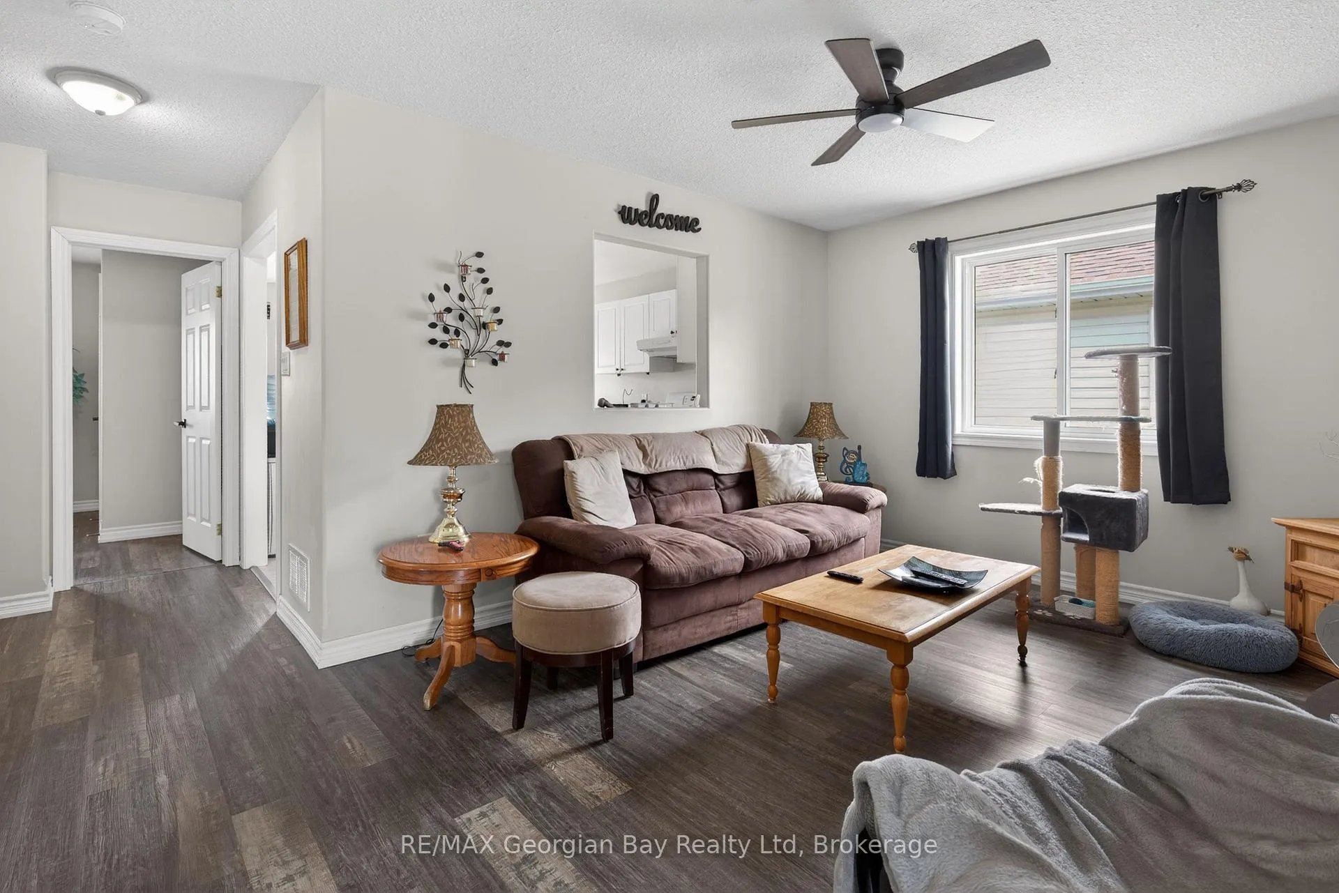 Photo 6 of 399 Irwin Street, Midland — HOMEH
