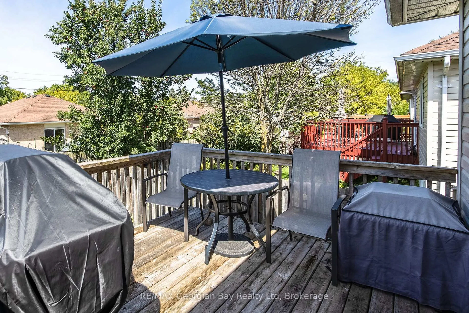 Photo 15 of 399 Irwin Street, Midland — HOMEH