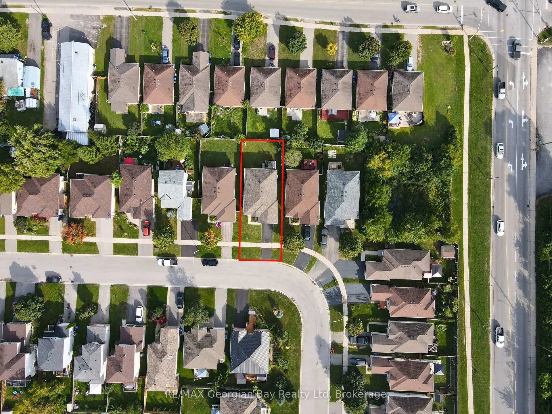 Photo 22 of 399 Irwin Street, Midland — HOMEH