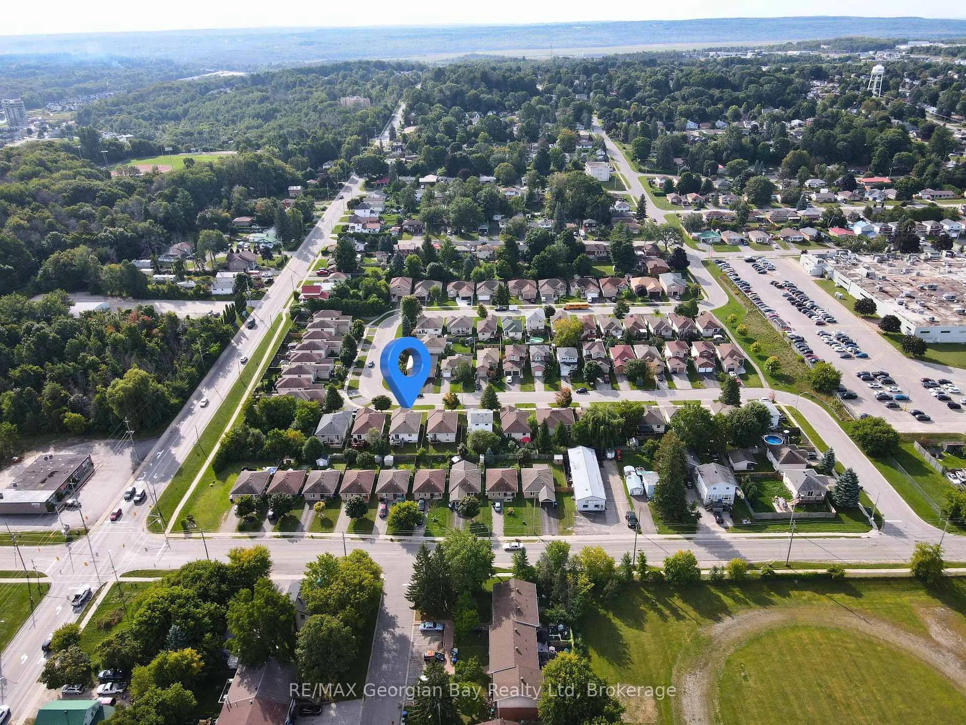 Photo 23 of 399 Irwin Street, Midland — HOMEH