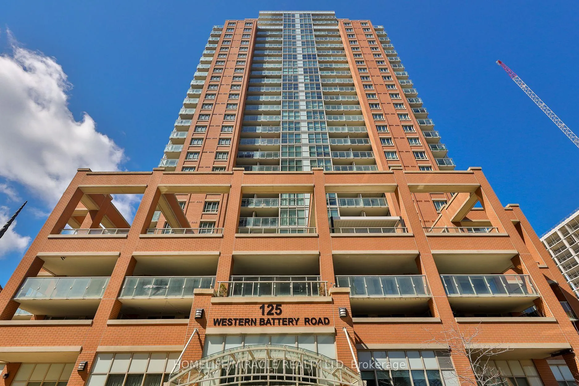 Front of Unit 2815, 125 Western Battery Road