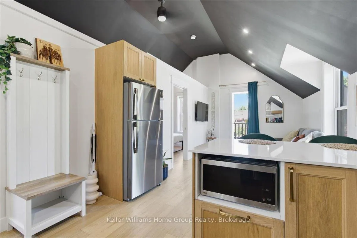 Photo 3 of 161 David Street, Kitchener, Victoria Park — HOMEH