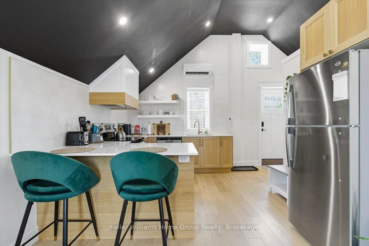 Photo 6 of 161 David Street, Kitchener, Victoria Park — HOMEH