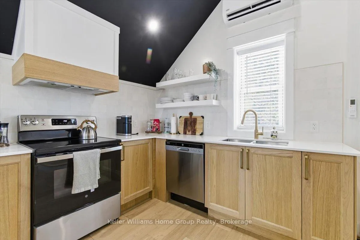 Photo 14 of 161 David Street, Kitchener, Victoria Park — HOMEH