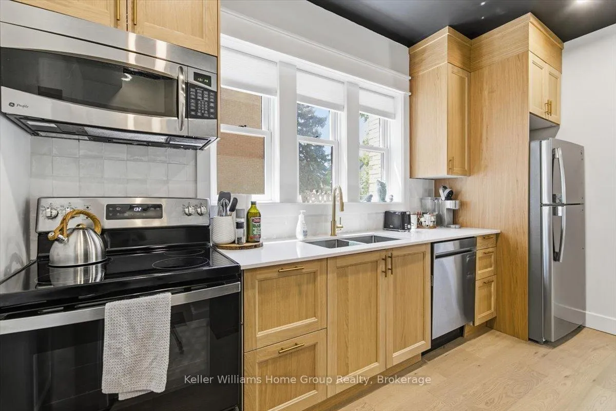 Photo 16 of 161 David Street, Kitchener, Victoria Park — HOMEH