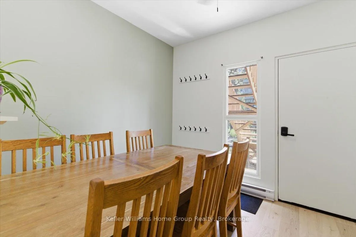Photo 18 of 161 David Street, Kitchener, Victoria Park — HOMEH