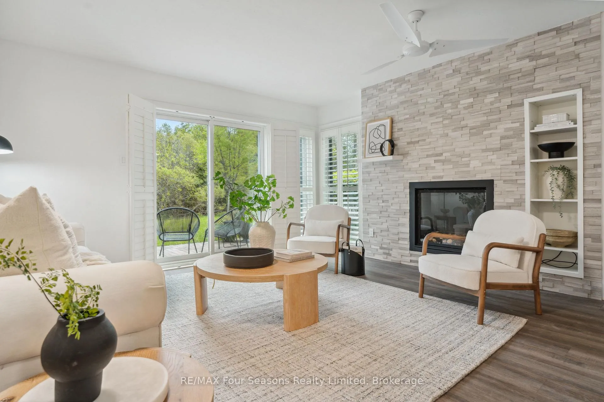 Photo 3 of Unit 7, 44 Trott Boulevard, Collingwood — HOMEH