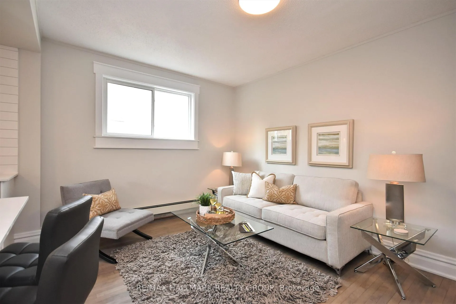 Photo 6 of Unit 2, 375 MacKay Street, Ottawa, Lindenlea — HOMEH