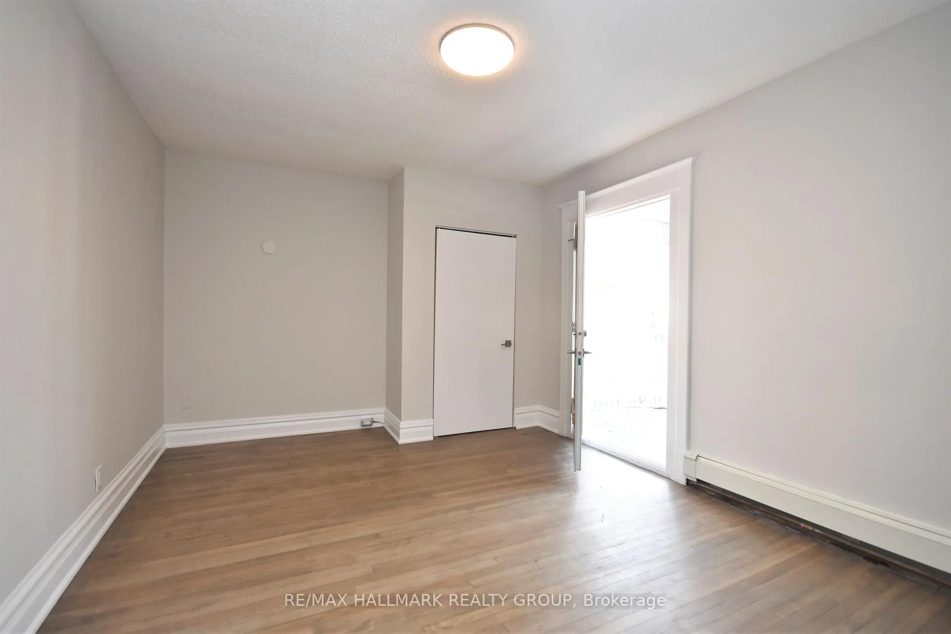 Photo 26 of Unit 2, 375 MacKay Street, Ottawa, Lindenlea — HOMEH