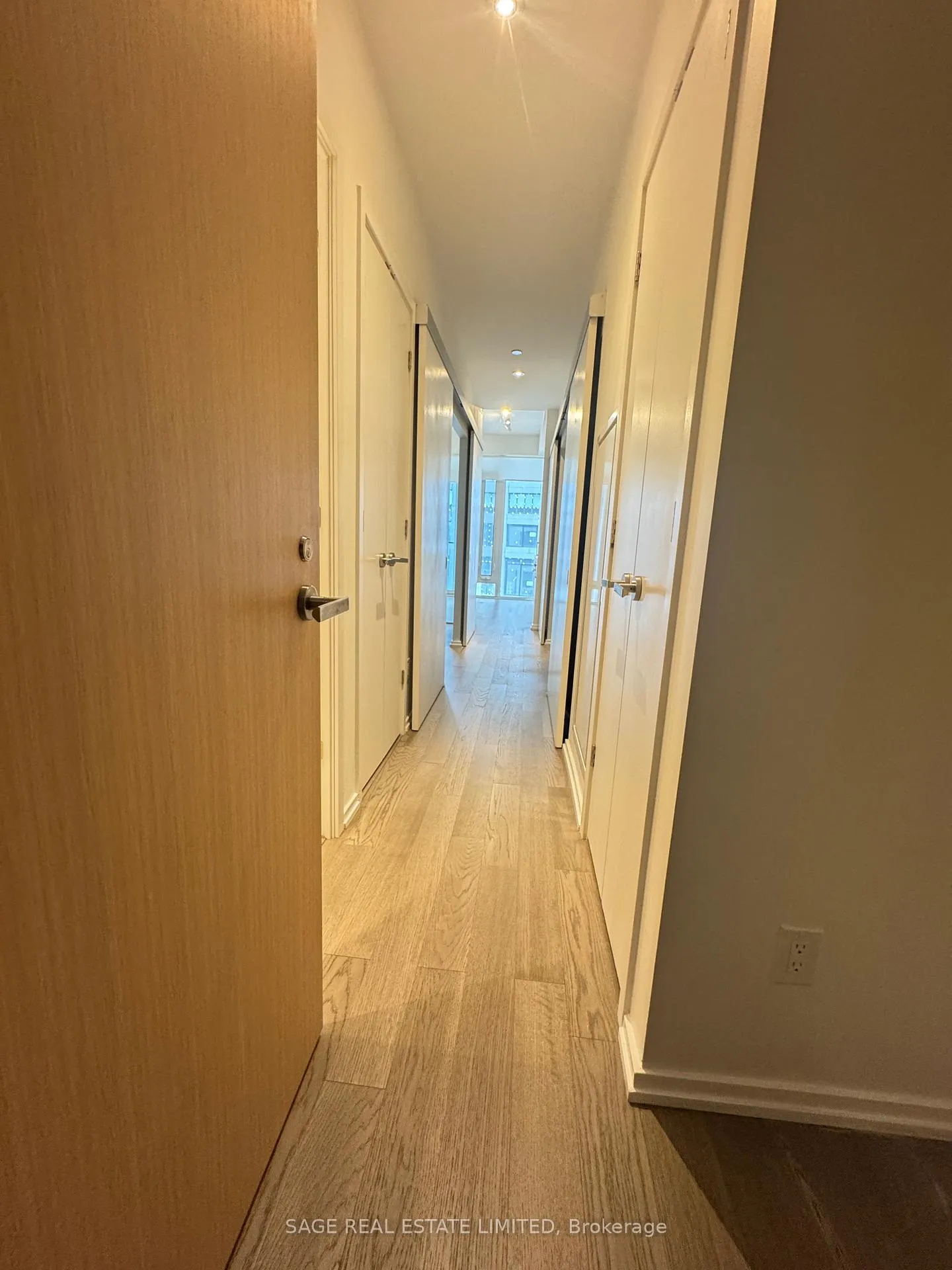 Photo 9 of Unit 914, 5 Soudan Avenue, Toronto, Mount Pleasant West — HOMEH