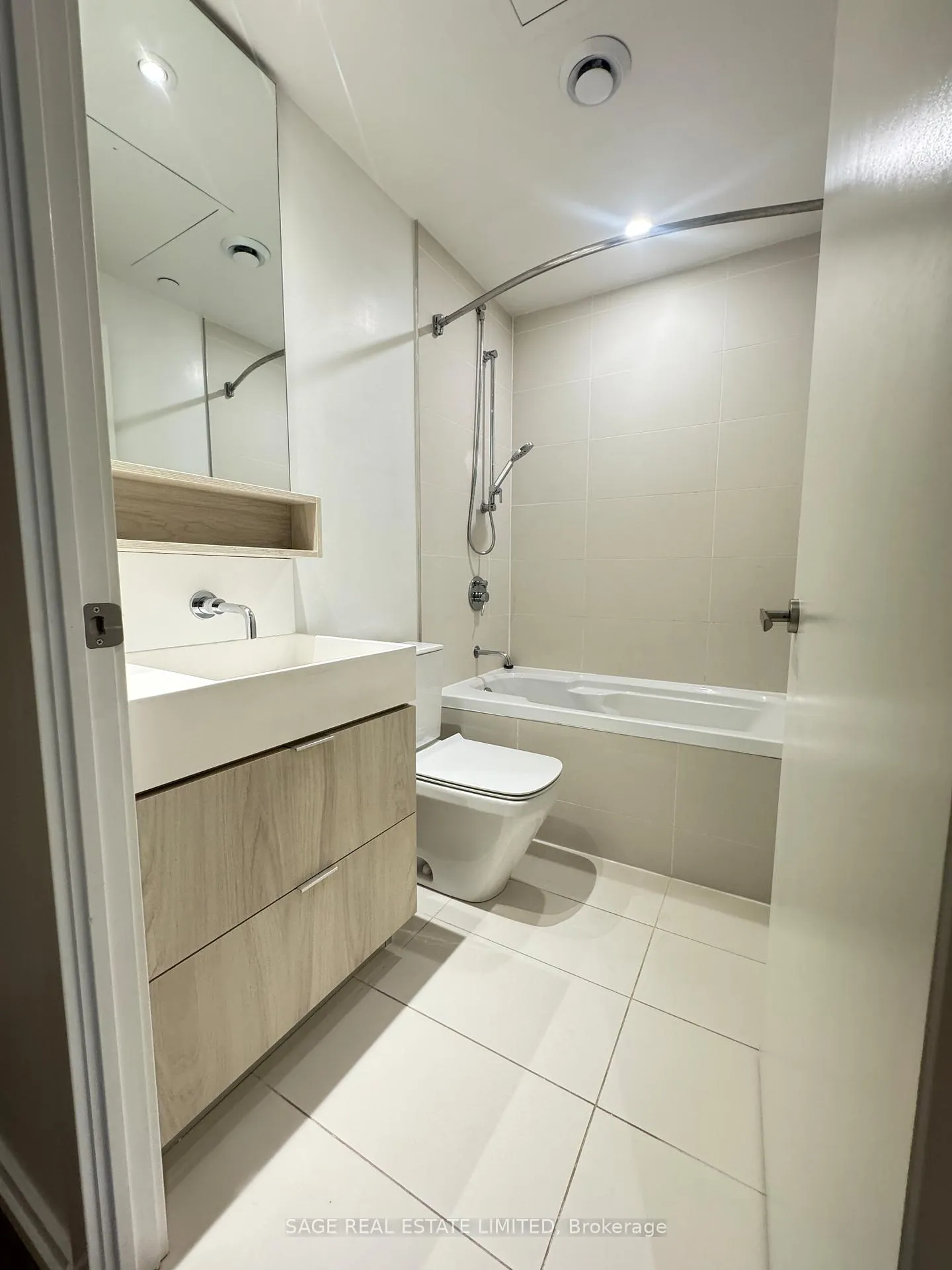 Photo 13 of Unit 914, 5 Soudan Avenue, Toronto, Mount Pleasant West — HOMEH