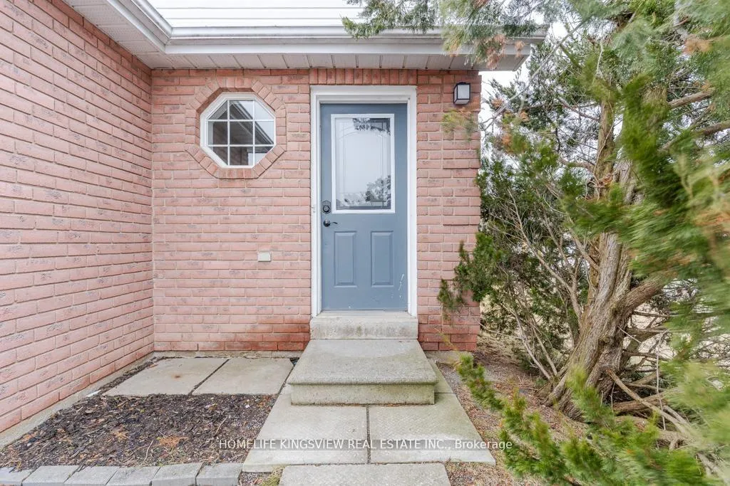 Photo 2 of 1 Charleson Drive, Barrie, Holly — HOMEH