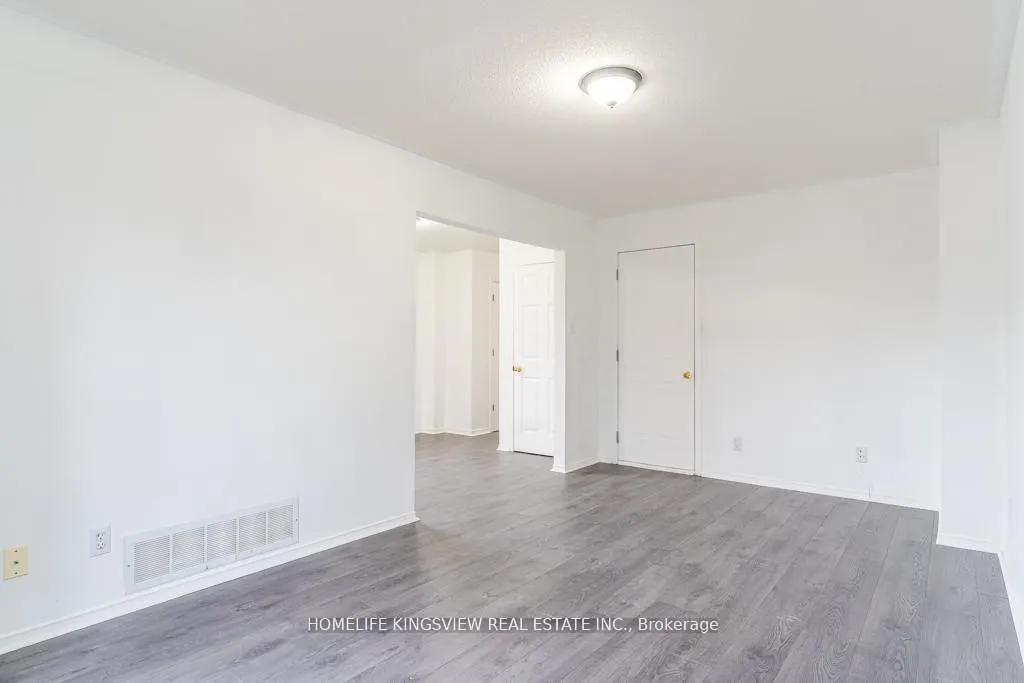 Photo 7 of 1 Charleson Drive, Barrie, Holly — HOMEH