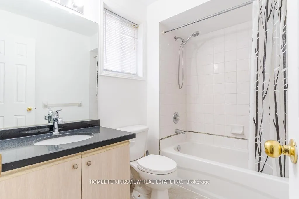 Photo 9 of 1 Charleson Drive, Barrie, Holly — HOMEH