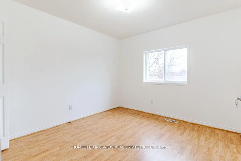 Photo 12 of 1 Charleson Drive, Barrie, Holly — HOMEH