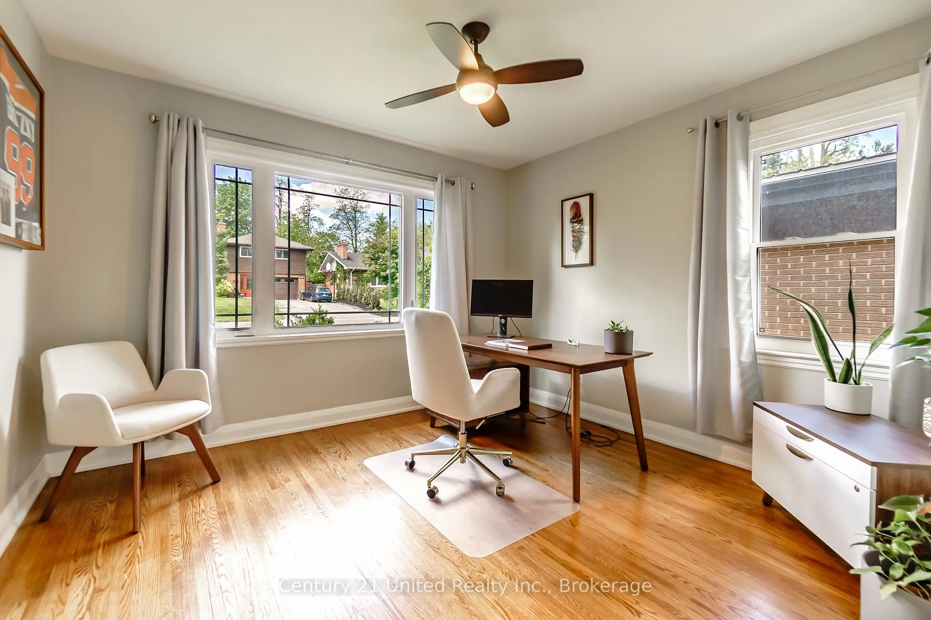 Photo 15 of 1306 Hazeldean Avenue, Peterborough, Monaghan Ward 2 — HOMEH