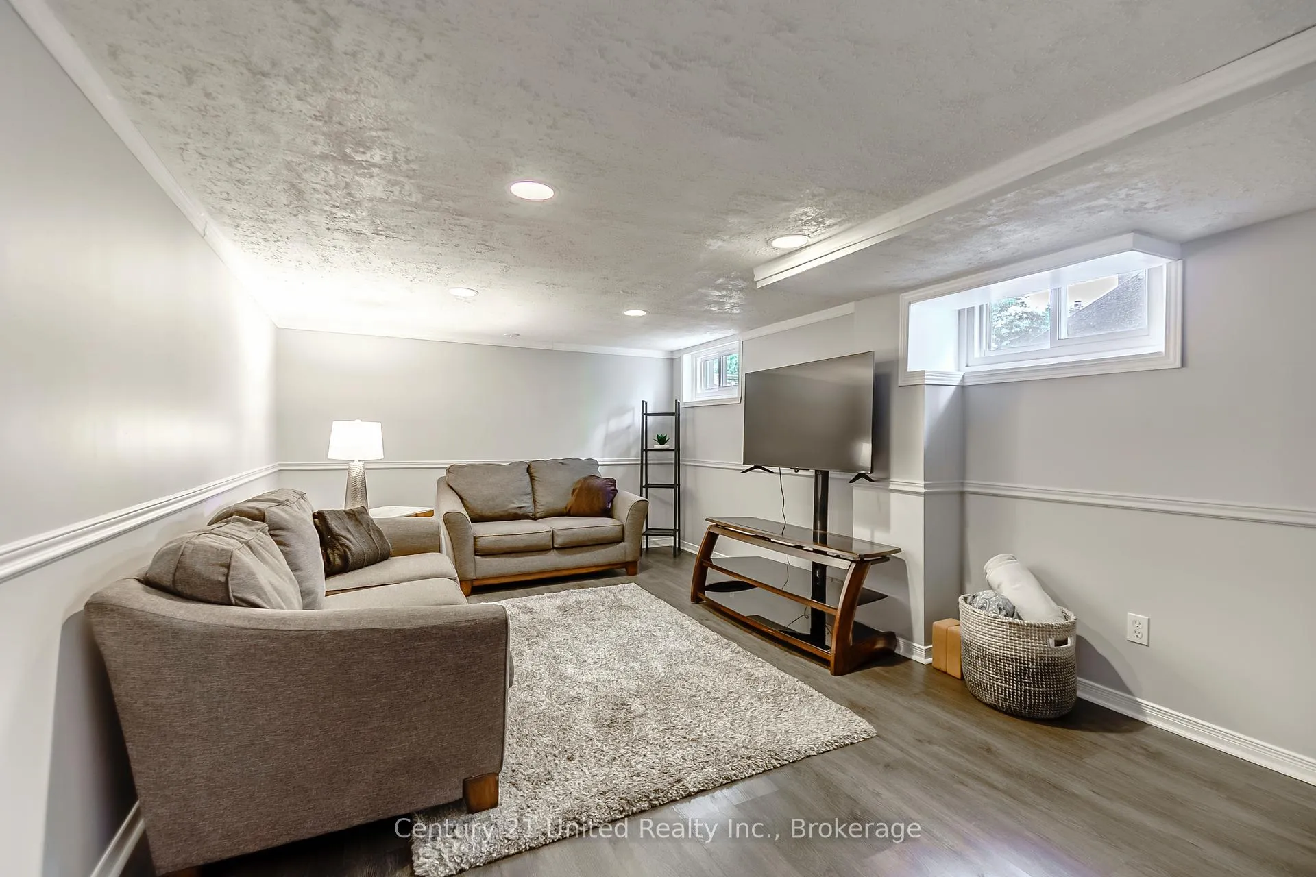 Photo 21 of 1306 Hazeldean Avenue, Peterborough, Monaghan Ward 2 — HOMEH