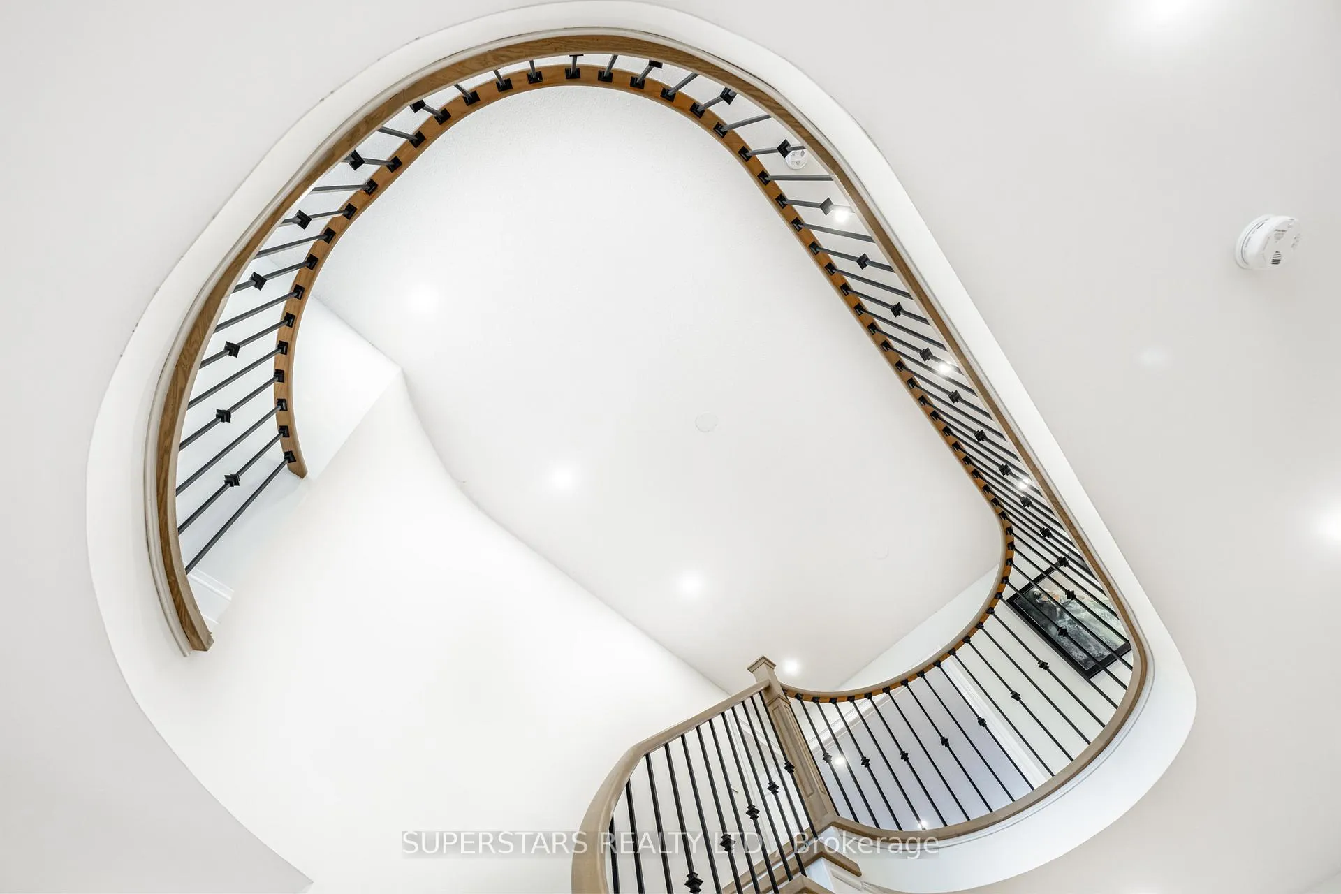 Photo 23 of 622 Lyman Boulevard, Newmarket, Stonehaven-Wyndham — HOMEH