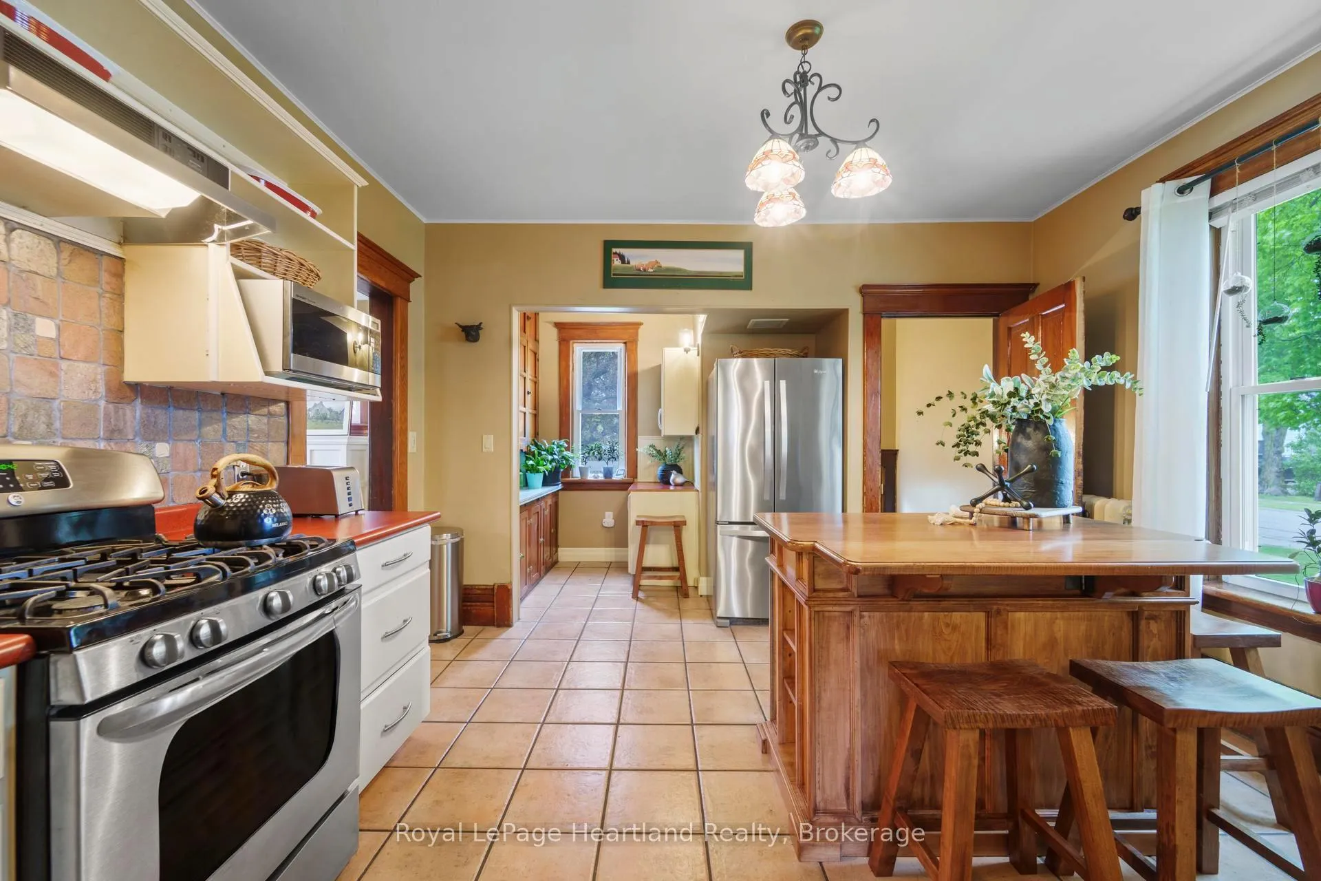 Photo 19 of 202 McConnell Street, North Huron, Blyth — HOMEH