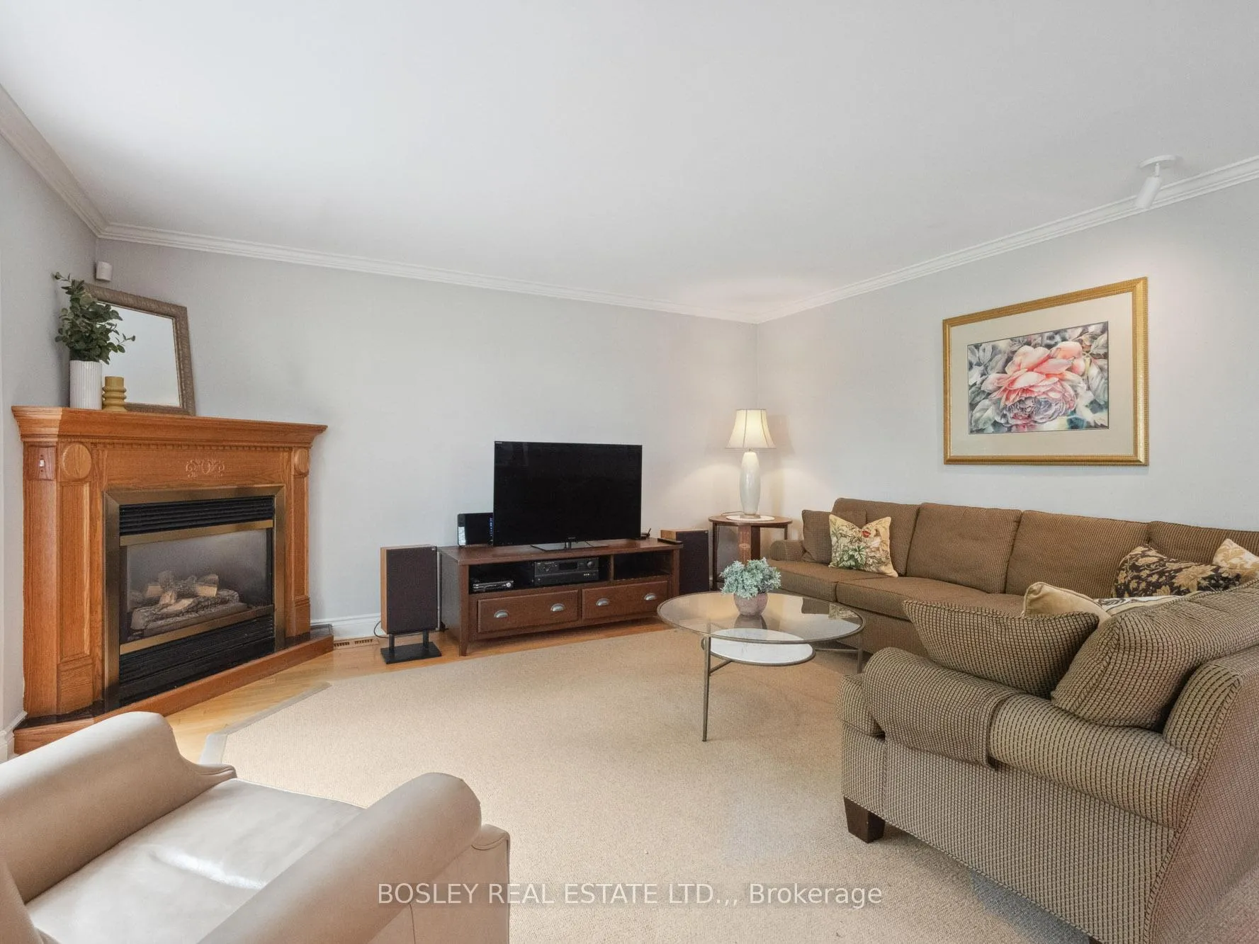 Photo 9 of 48 Henley Drive, St. Catharines, Martindale Pond — HOMEH