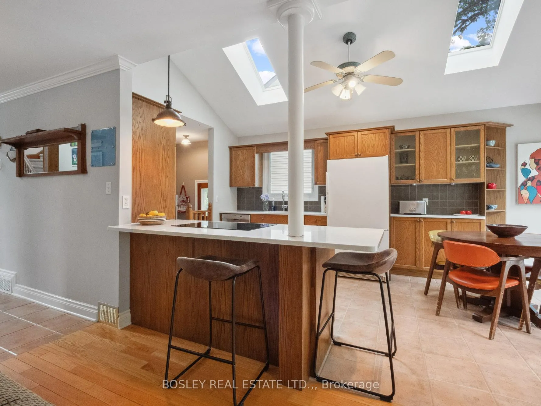 Photo 14 of 48 Henley Drive, St. Catharines, Martindale Pond — HOMEH