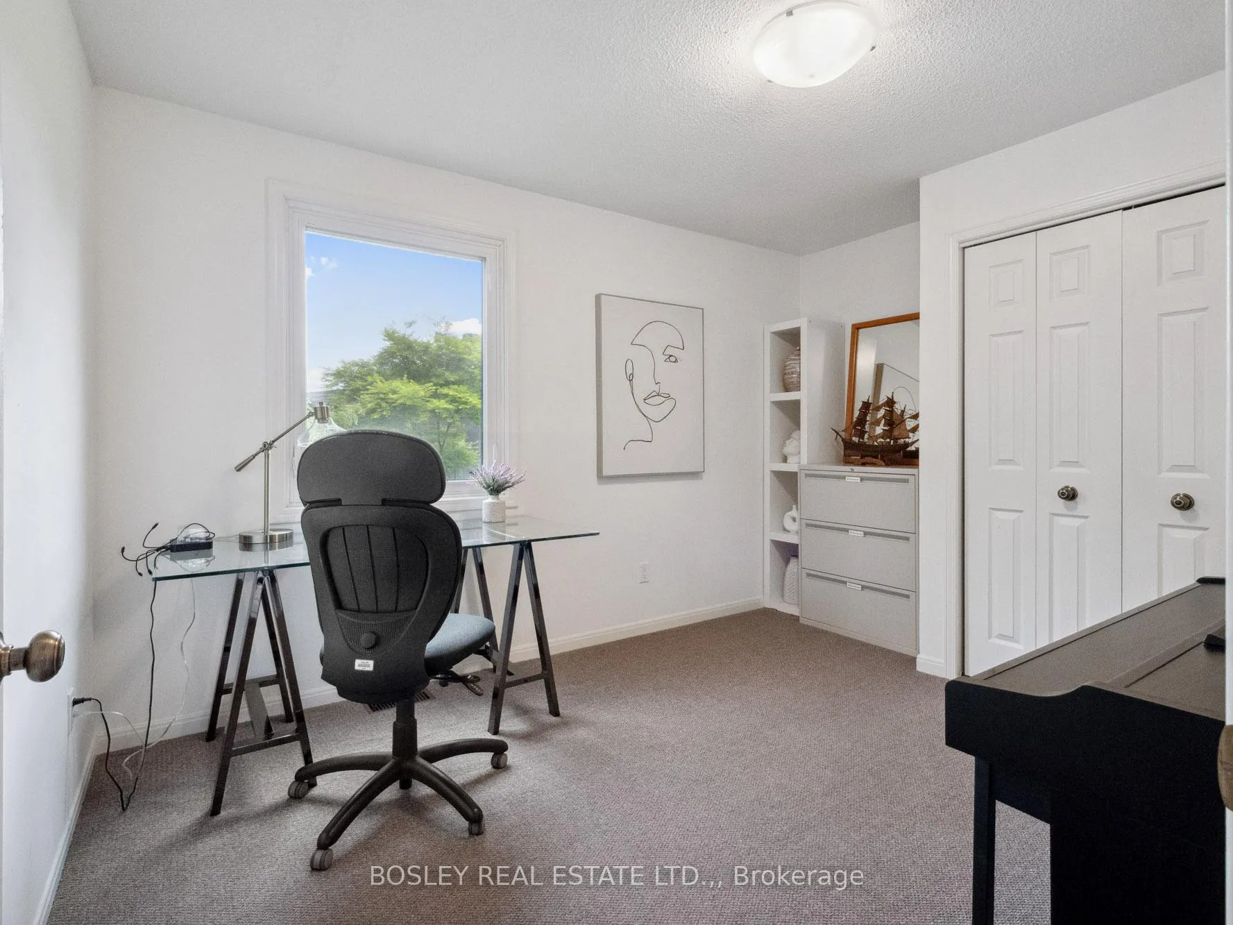 Photo 16 of 48 Henley Drive, St. Catharines, Martindale Pond — HOMEH