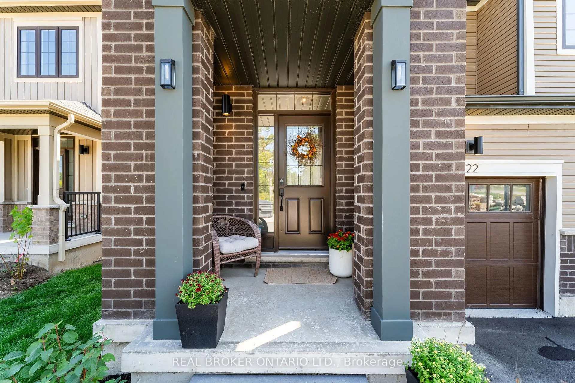Photo 4 of Unit 22, 690 Broadway, Orangeville — HOMEH