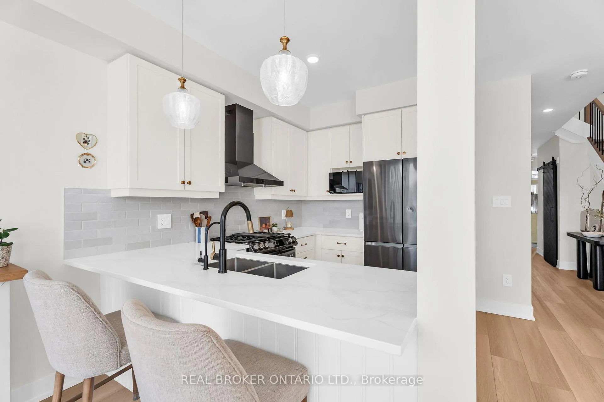 Photo 9 of Unit 22, 690 Broadway, Orangeville — HOMEH