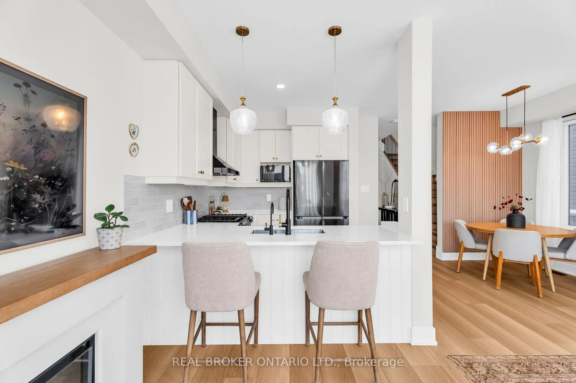 Photo 10 of Unit 22, 690 Broadway, Orangeville — HOMEH