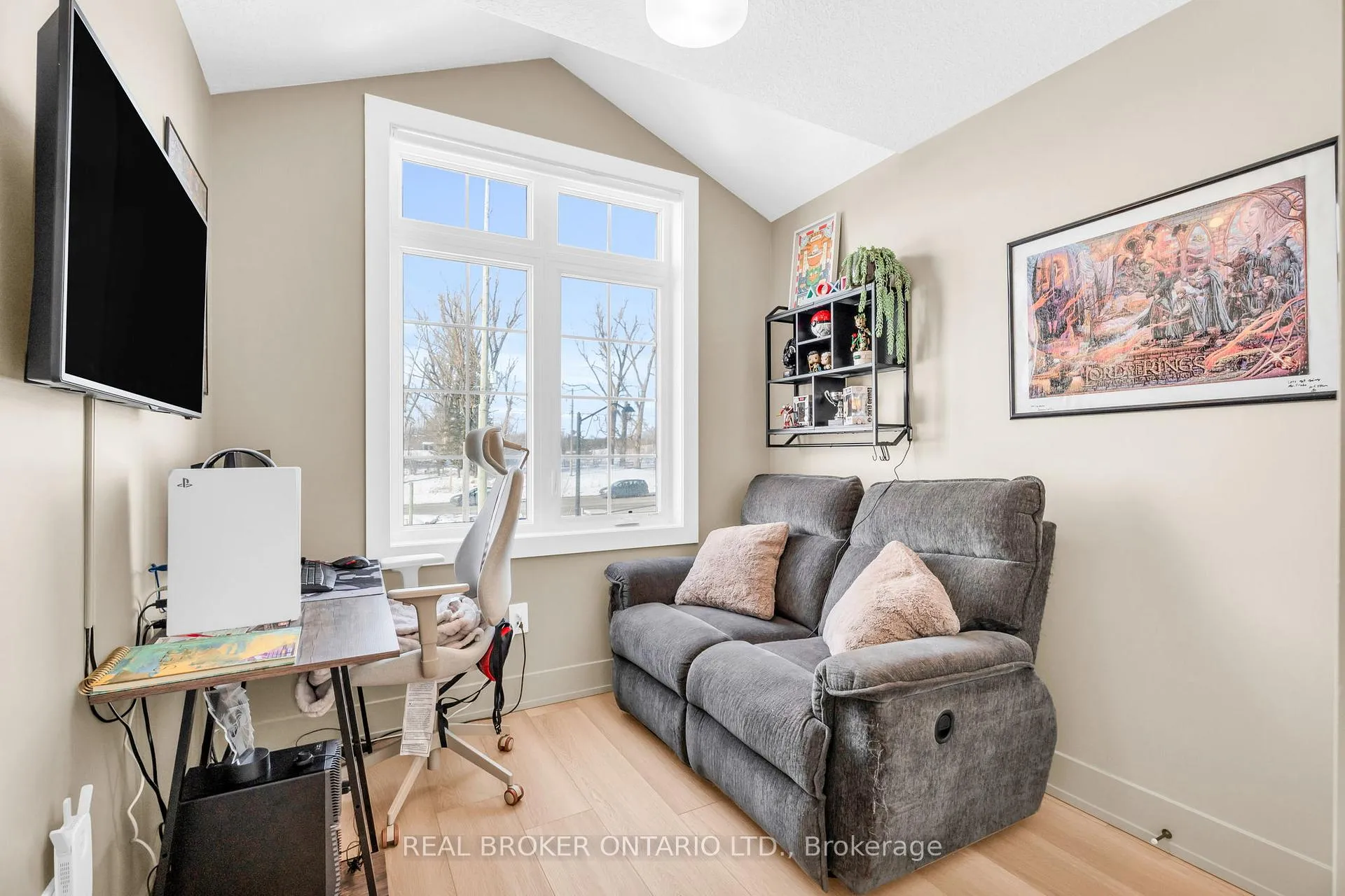 Photo 28 of Unit 22, 690 Broadway, Orangeville — HOMEH