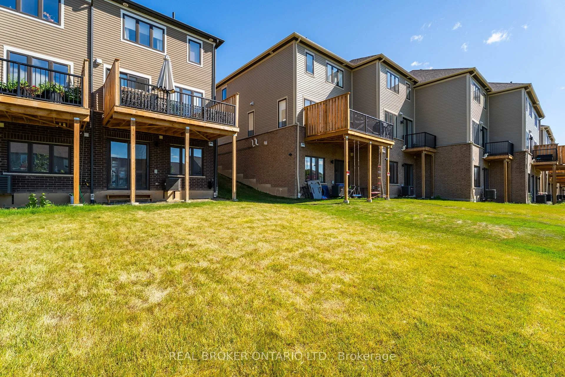 Photo 32 of Unit 22, 690 Broadway, Orangeville — HOMEH