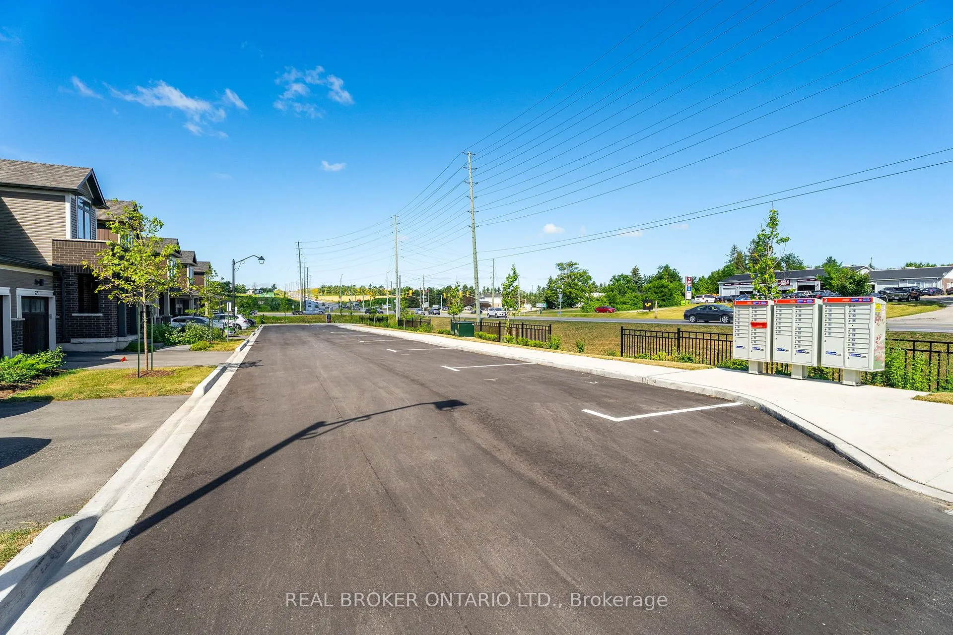 Photo 34 of Unit 22, 690 Broadway, Orangeville — HOMEH