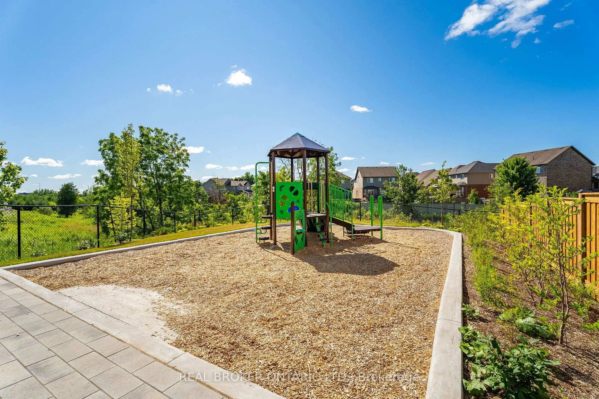 Photo 38 of Unit 22, 690 Broadway, Orangeville — HOMEH