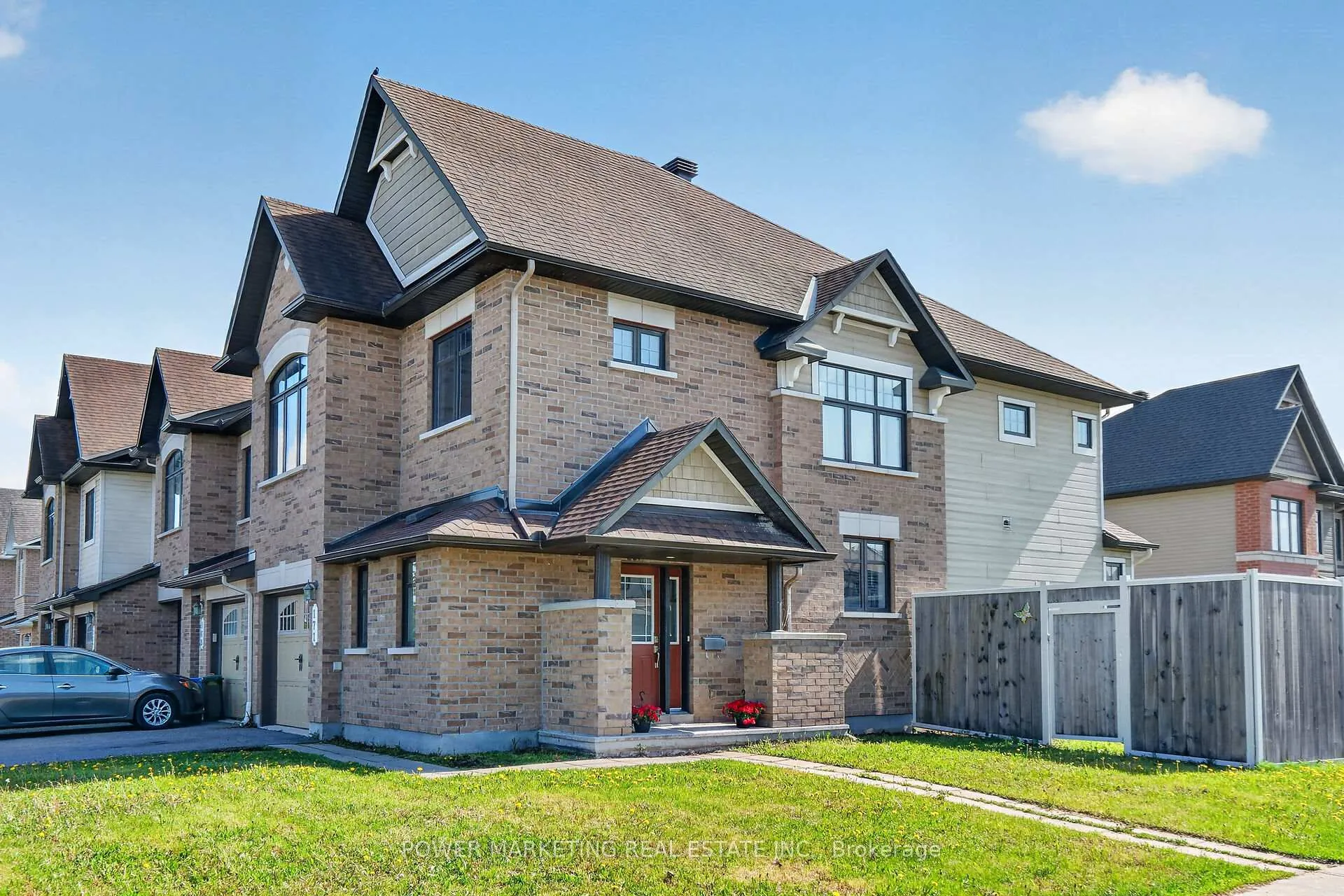 Front of 171 Lerta Way