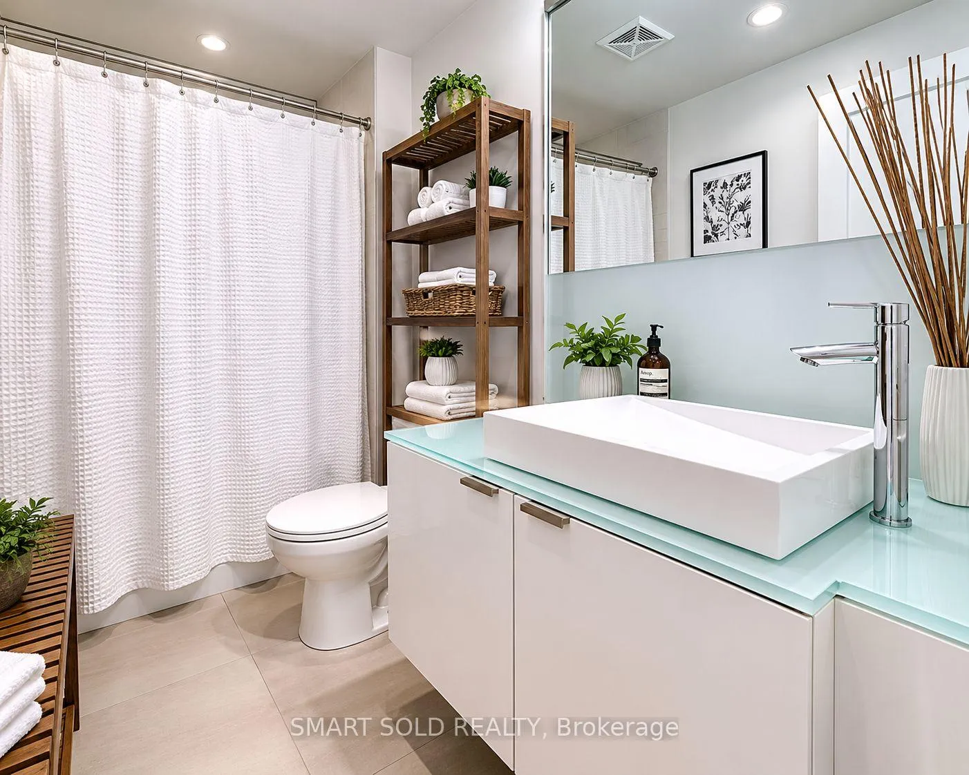 Photo 13 of Unit 1712, 300 Front Street W, Toronto, Waterfront Communities — HOMEH