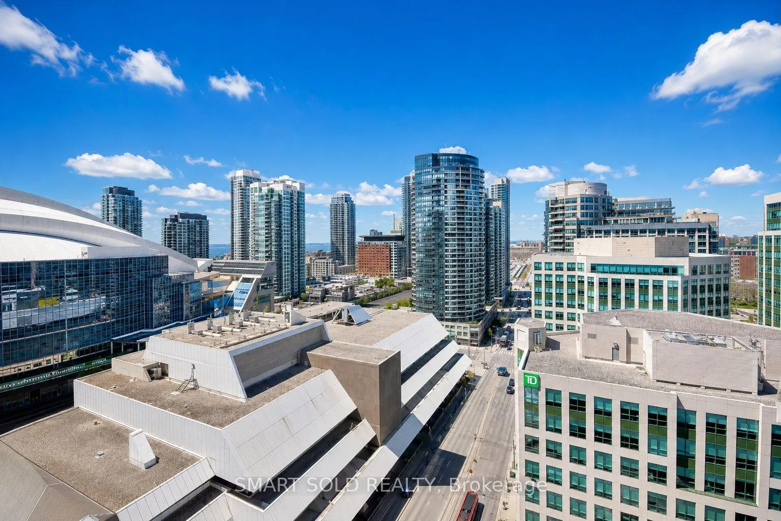 Photo 17 of Unit 1712, 300 Front Street W, Toronto, Waterfront Communities — HOMEH
