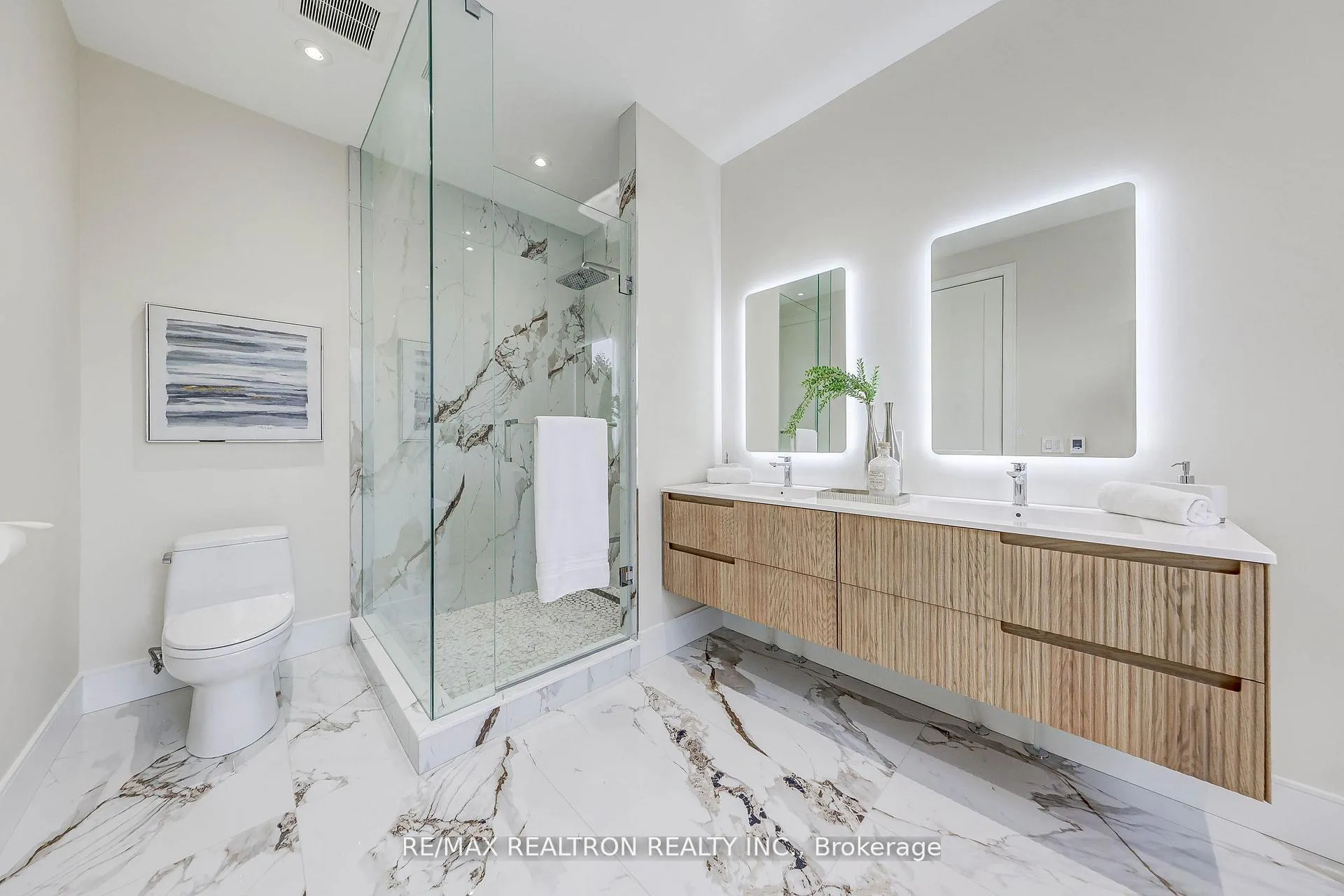 Photo 19 of 496 Melrose Avenue, Toronto, Bedford Park-Nortown — HOMEH