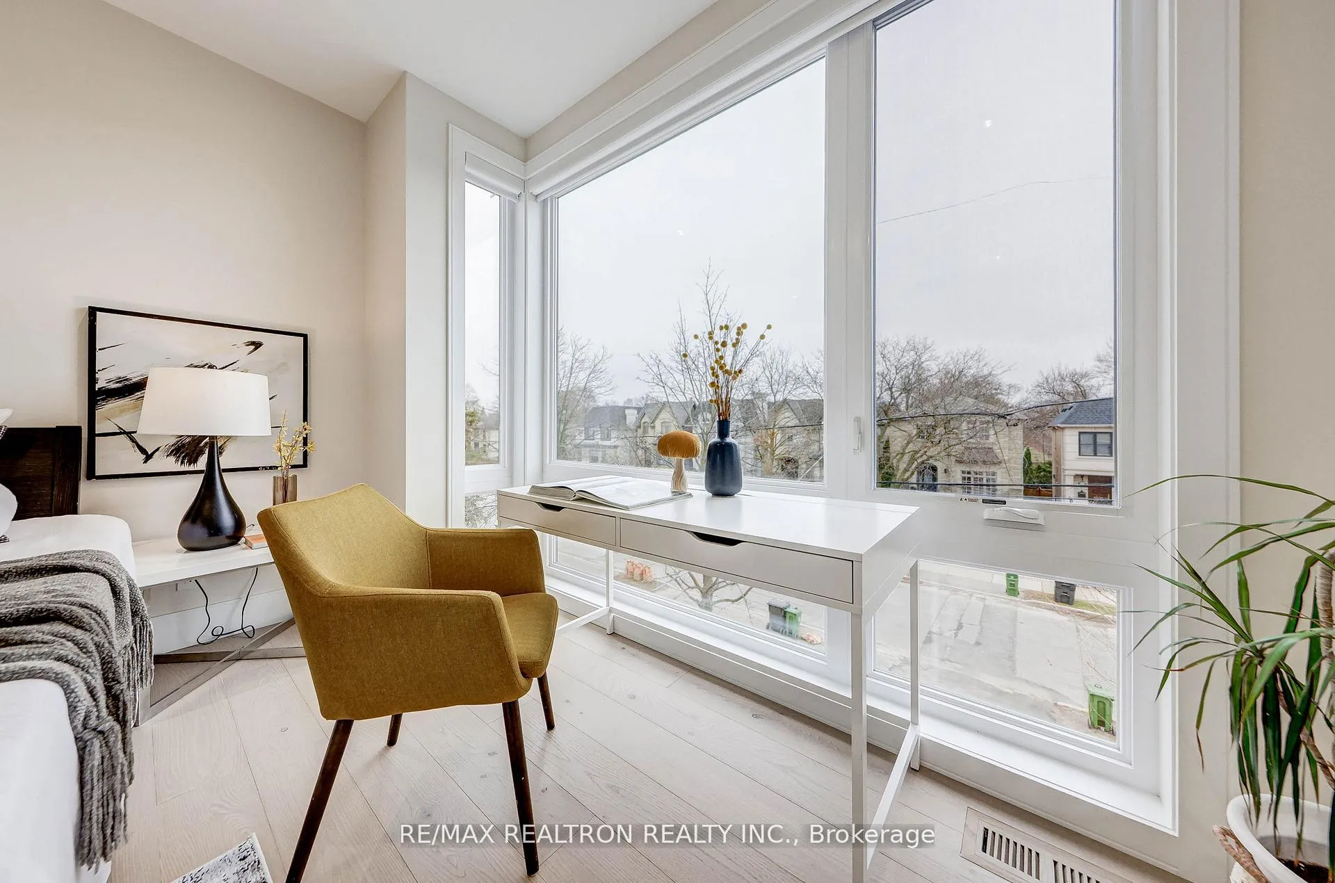 Photo 21 of 496 Melrose Avenue, Toronto, Bedford Park-Nortown — HOMEH