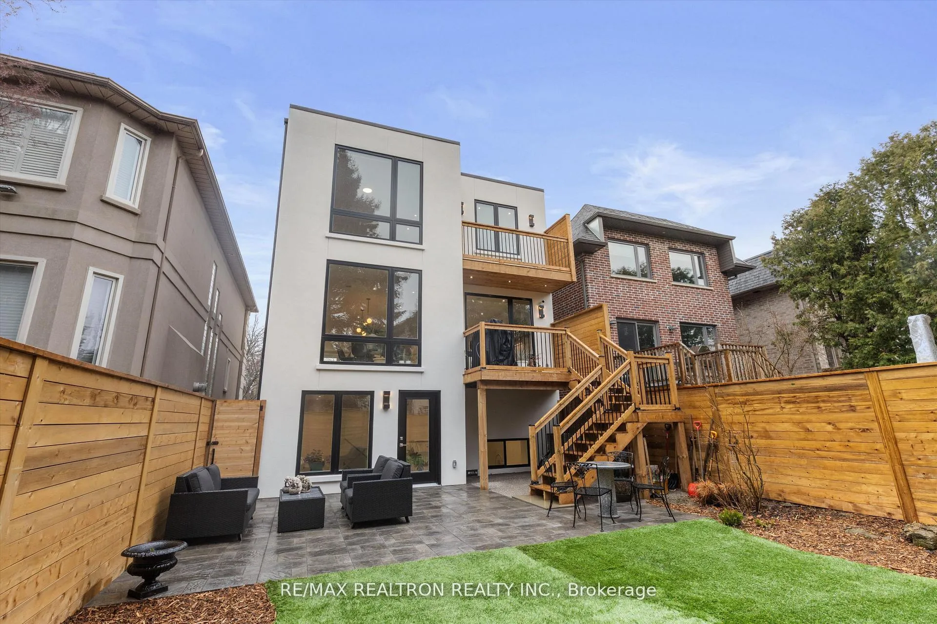 Photo 32 of 496 Melrose Avenue, Toronto, Bedford Park-Nortown — HOMEH