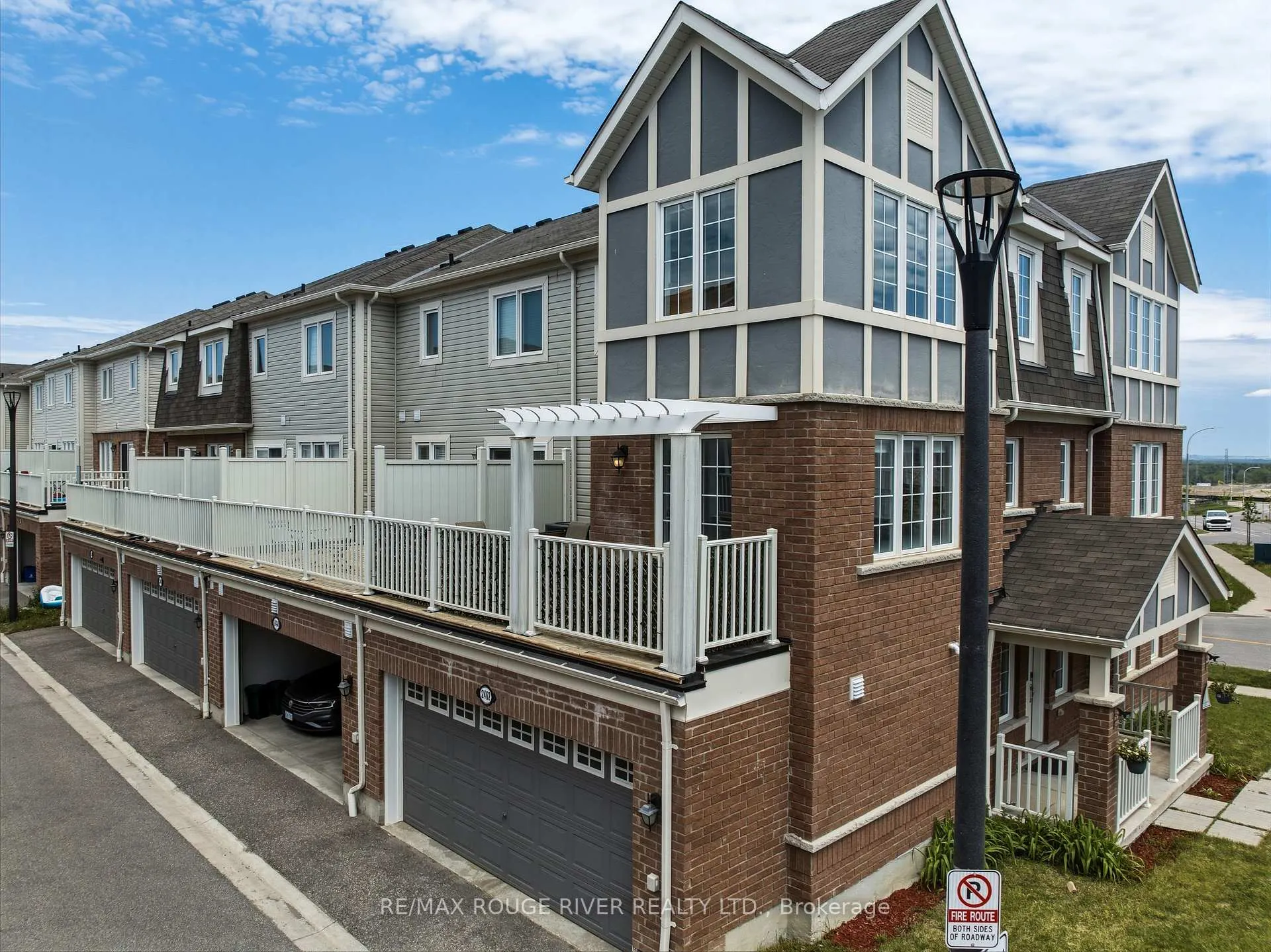 Photo 37 of 2402 Fall Harvest Crescent, Pickering, Rural Pickering — HOMEH