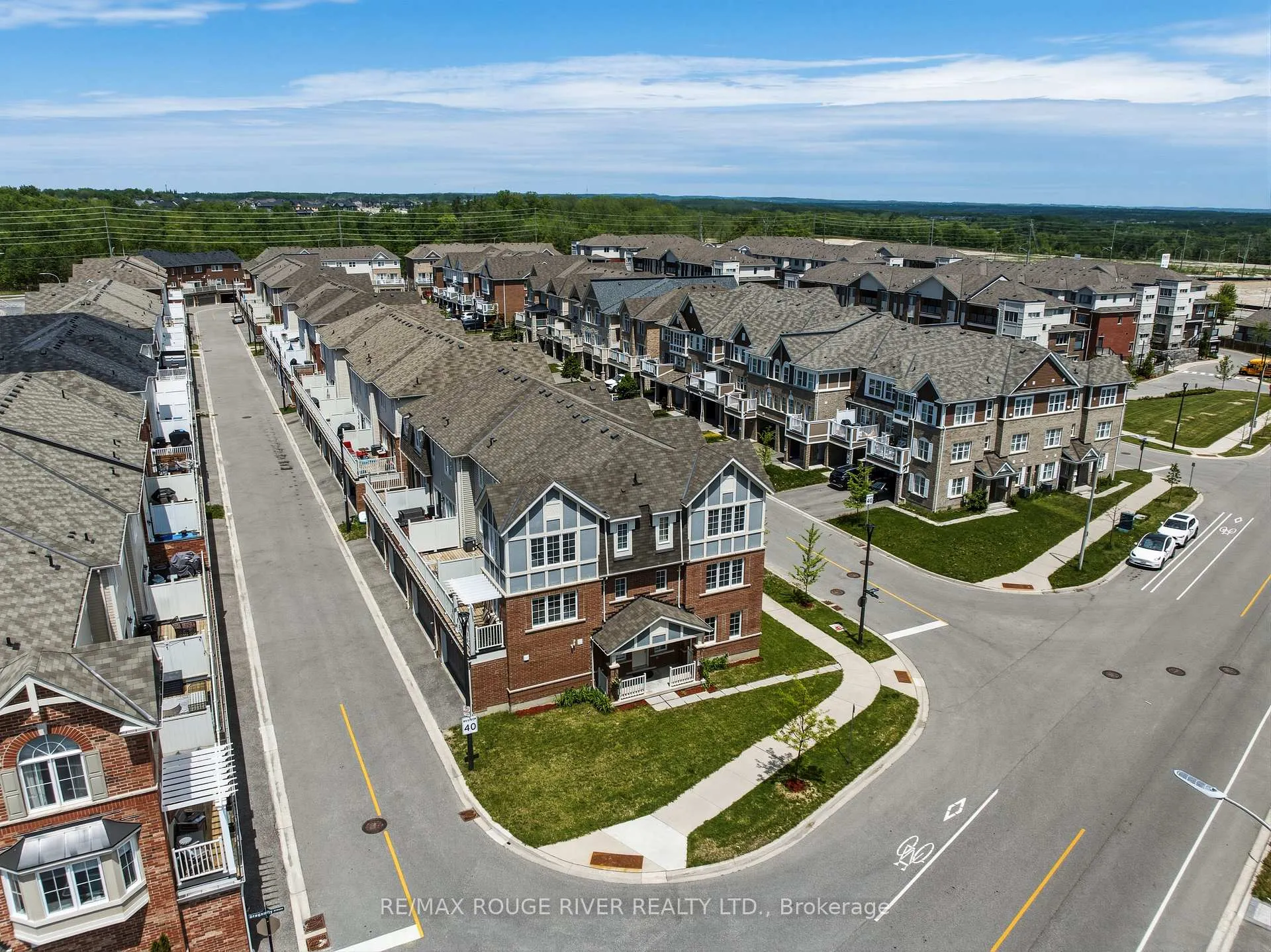 Photo 40 of 2402 Fall Harvest Crescent, Pickering, Rural Pickering — HOMEH