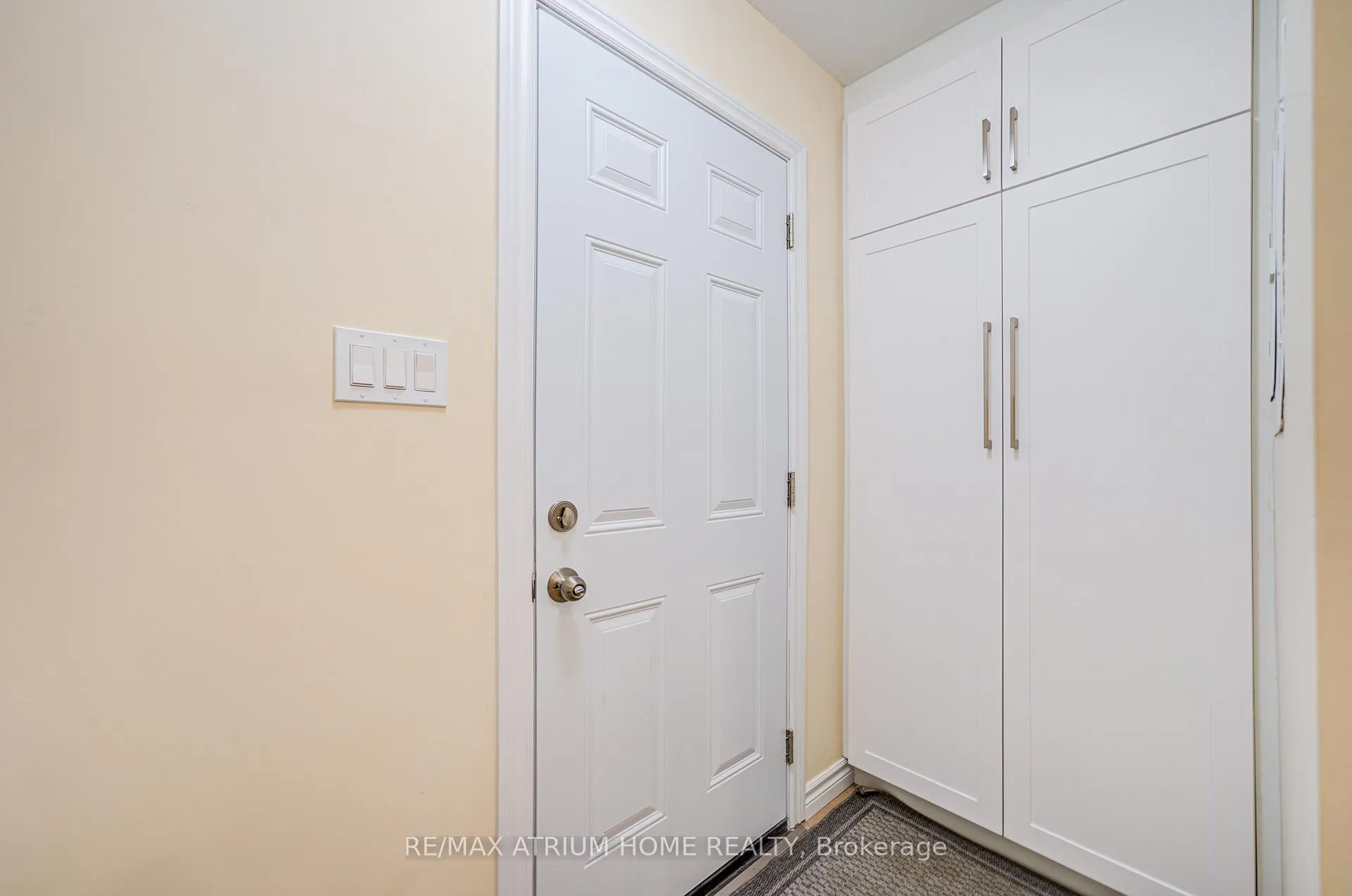 Photo 4 of 9963 Woodbine Avenue, Markham, Devil's Elbow — HOMEH