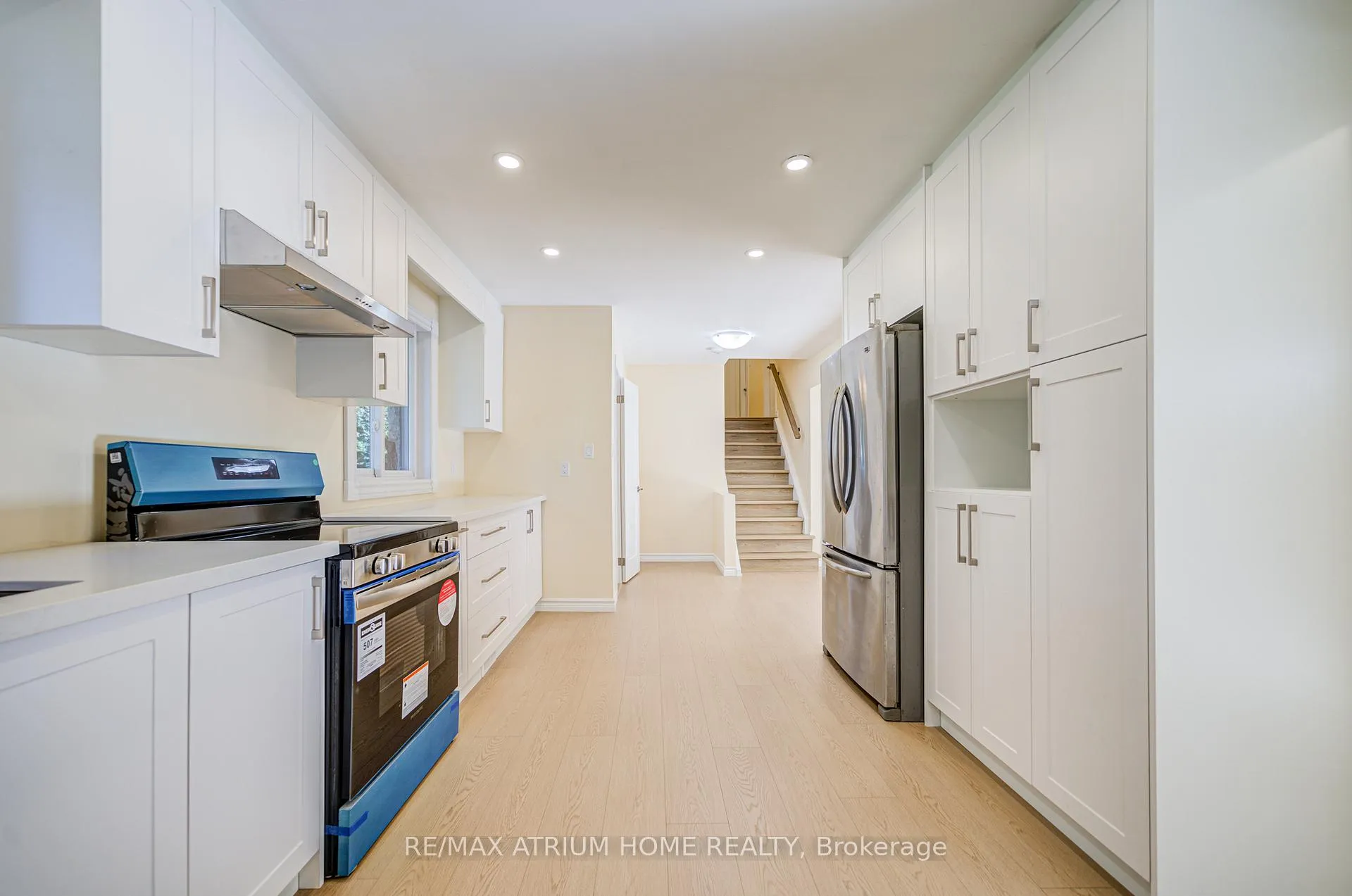 Photo 6 of 9963 Woodbine Avenue, Markham, Devil's Elbow — HOMEH
