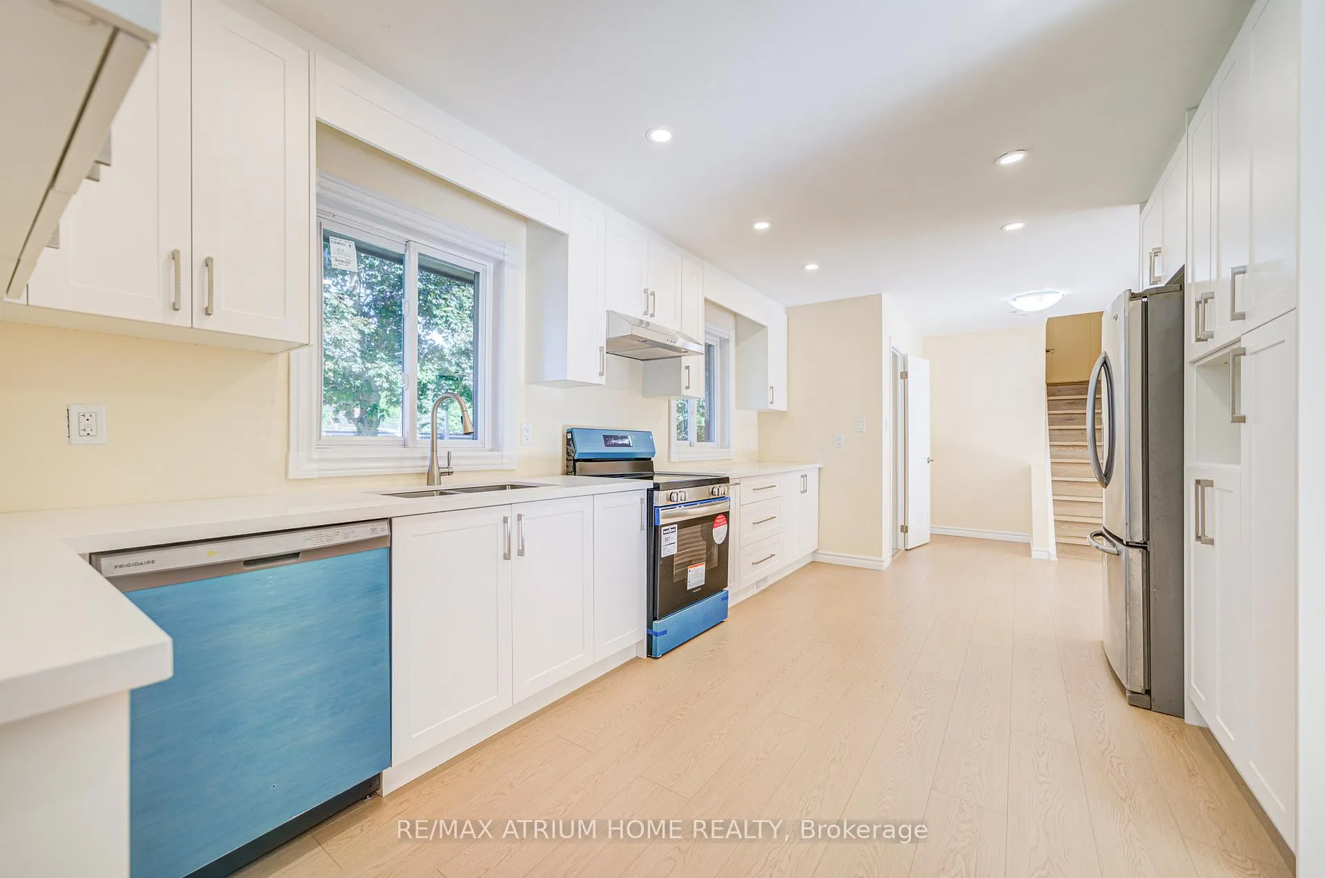 Photo 7 of 9963 Woodbine Avenue, Markham, Devil's Elbow — HOMEH